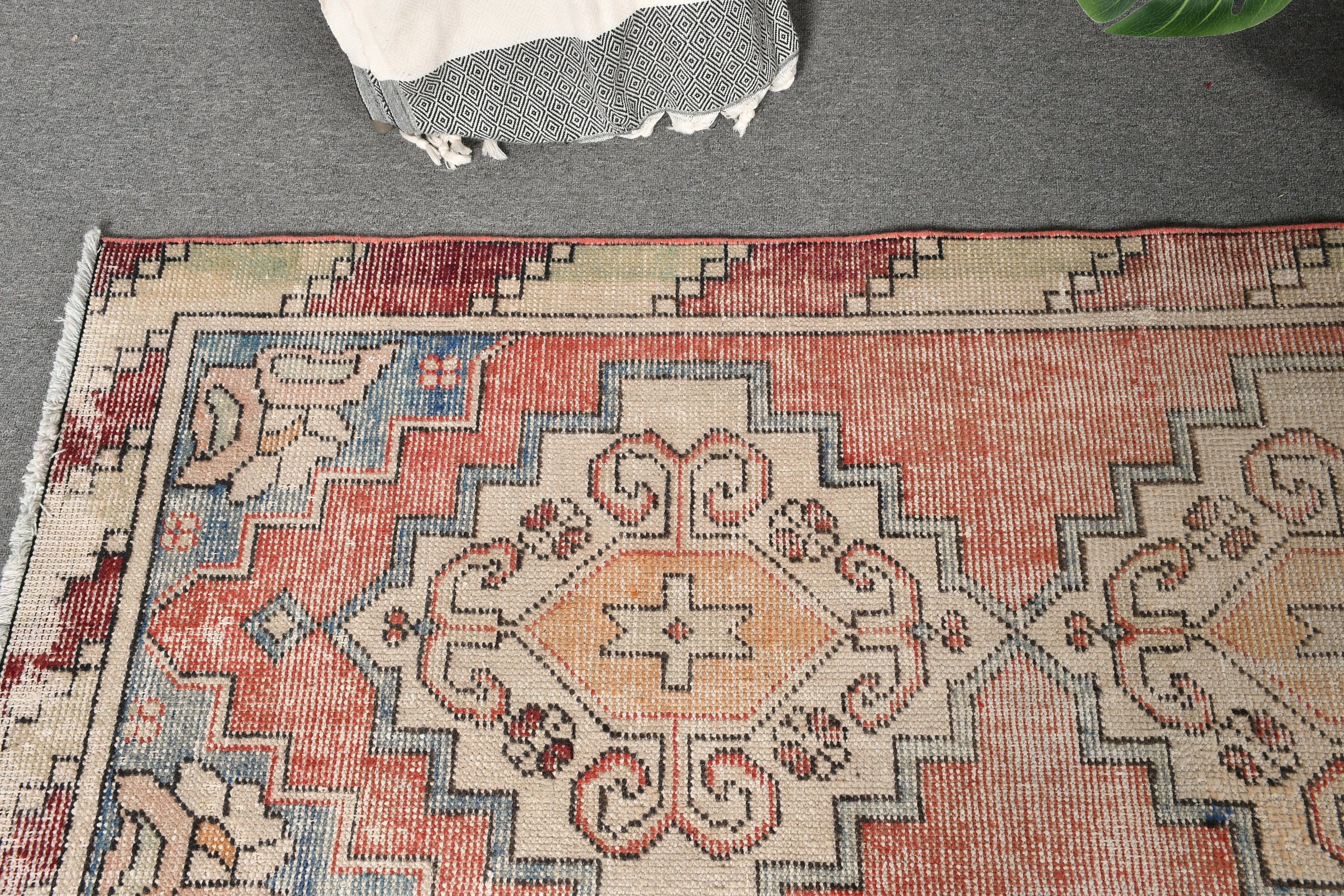 Fas Halısı, Türkiye Halıları, 2.7x9.4 ft Runner Halısı, Türk Halısı, Merdiven Halıları, Vintage Halı, Anadolu Halıları, Kırmızı Oryantal Halı, Koridor Halısı