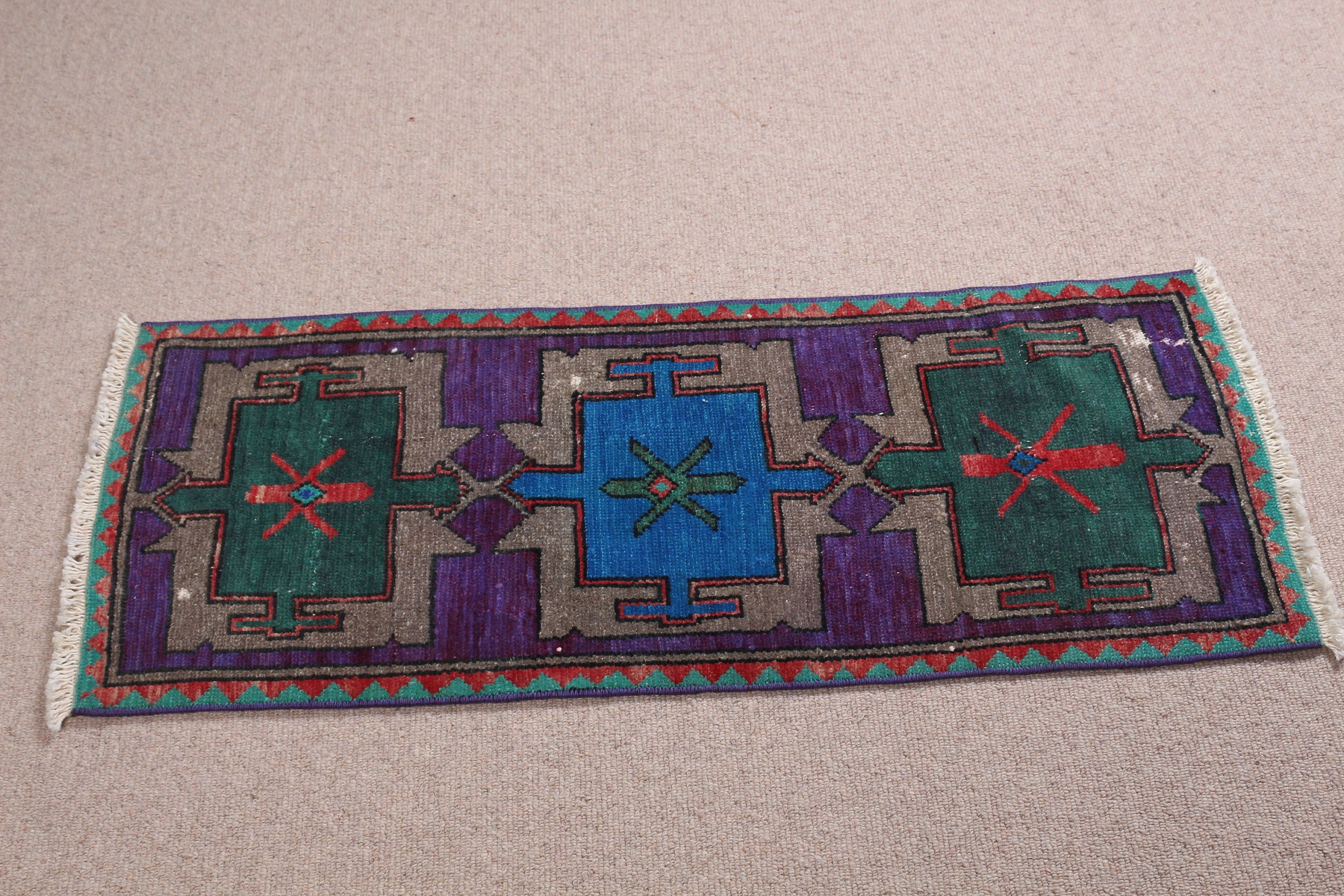 Havalı Halı, Banyo Halısı, Türk Halısı, Vintage Halı, Duvara Asılı Halı, Yeşil Oushak Halıları, 1.3x3.2 ft Küçük Halılar, Anadolu Halısı, Pastel Halılar