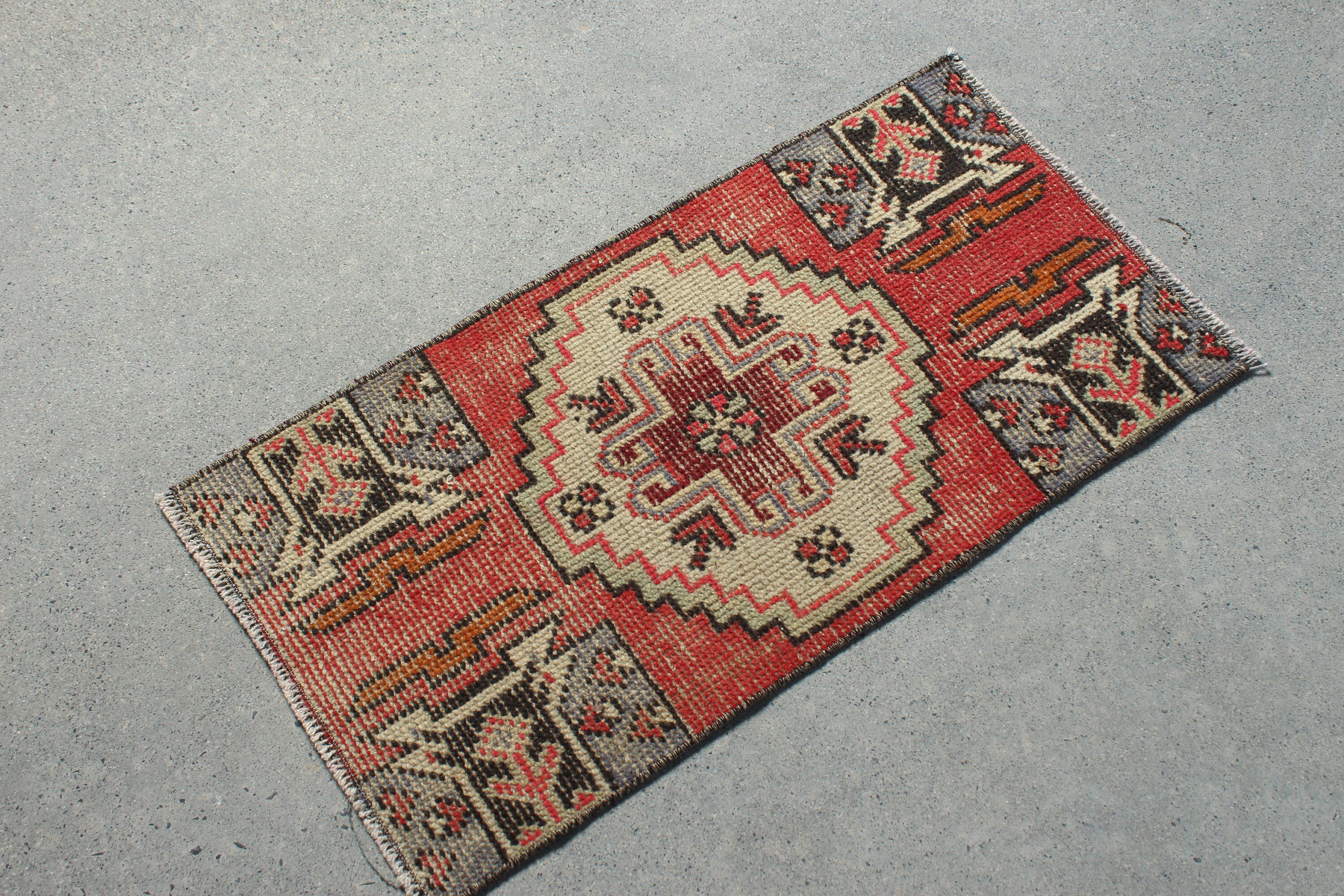 Home Decor Rug, Red Oushak Rug, Car Mat Rugs, Rugs for Nursery, 1.4x2.7 ft Small Rug, Nursery Rug, Vintage Rug, Turkish Rug