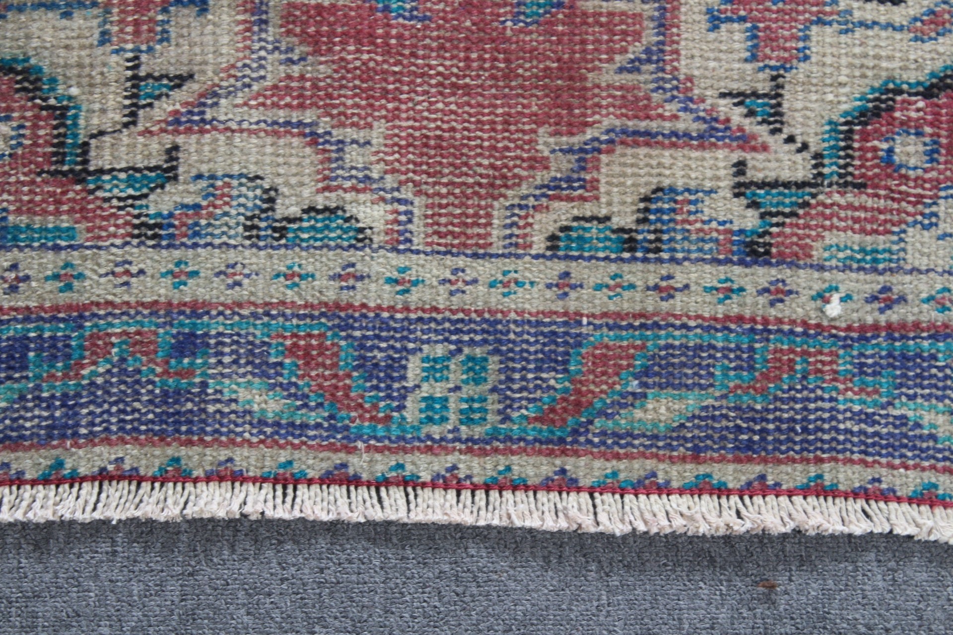 2.6x6.3 ft Accent Halı, Kırmızı Anadolu Halısı, Yün Halısı, Türk Halısı, Çocuk Odası Halısı, Vintage Halı, Anadolu Halıları, Çocuk Odası Halıları, Giriş Halısı