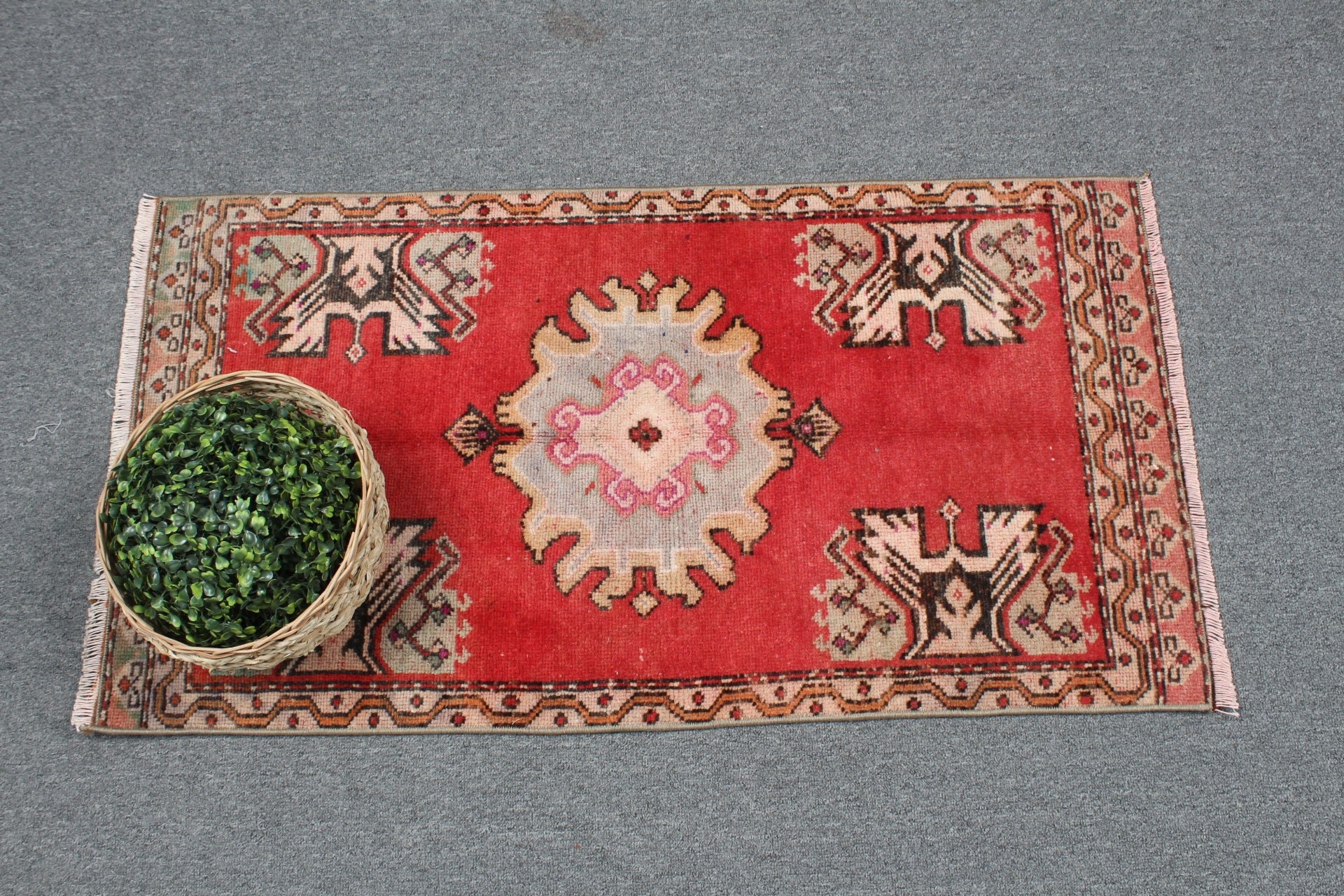 Kırmızı Yün Halı, Sanat Halısı, Vintage Halılar, Çocuk Halıları, Banyo Halısı, Mutfak Halıları, Oushak Halıları, 1.7x3.1 ft Küçük Halı, Türk Halısı