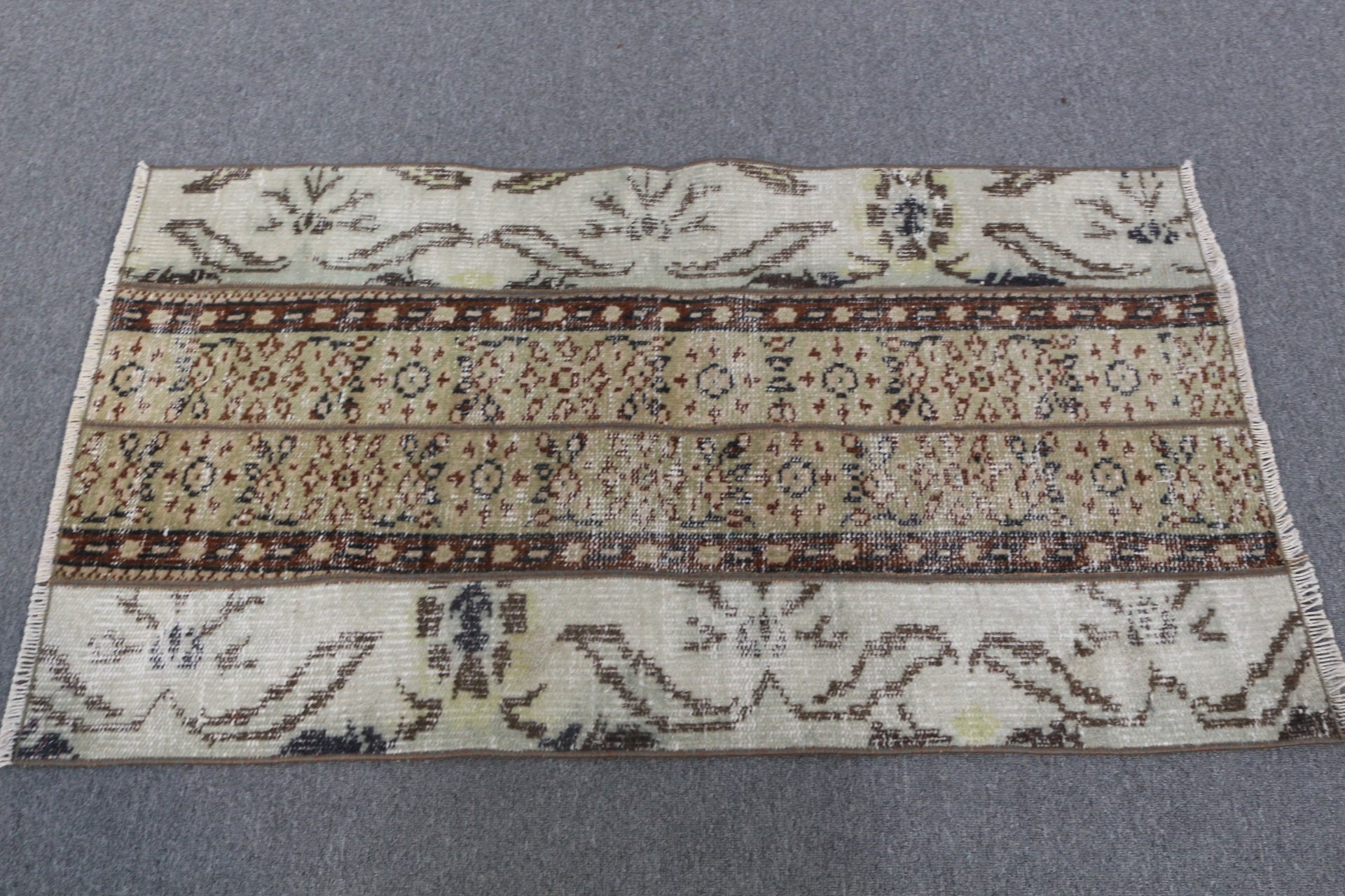 Beige Cool Rug, Bedroom Rug, Turkish Rugs, Bath Rug, 2.3x4 ft Small Rug, Rugs for Kitchen, Gift For The Home Rug, Vintage Rugs, Cool Rug