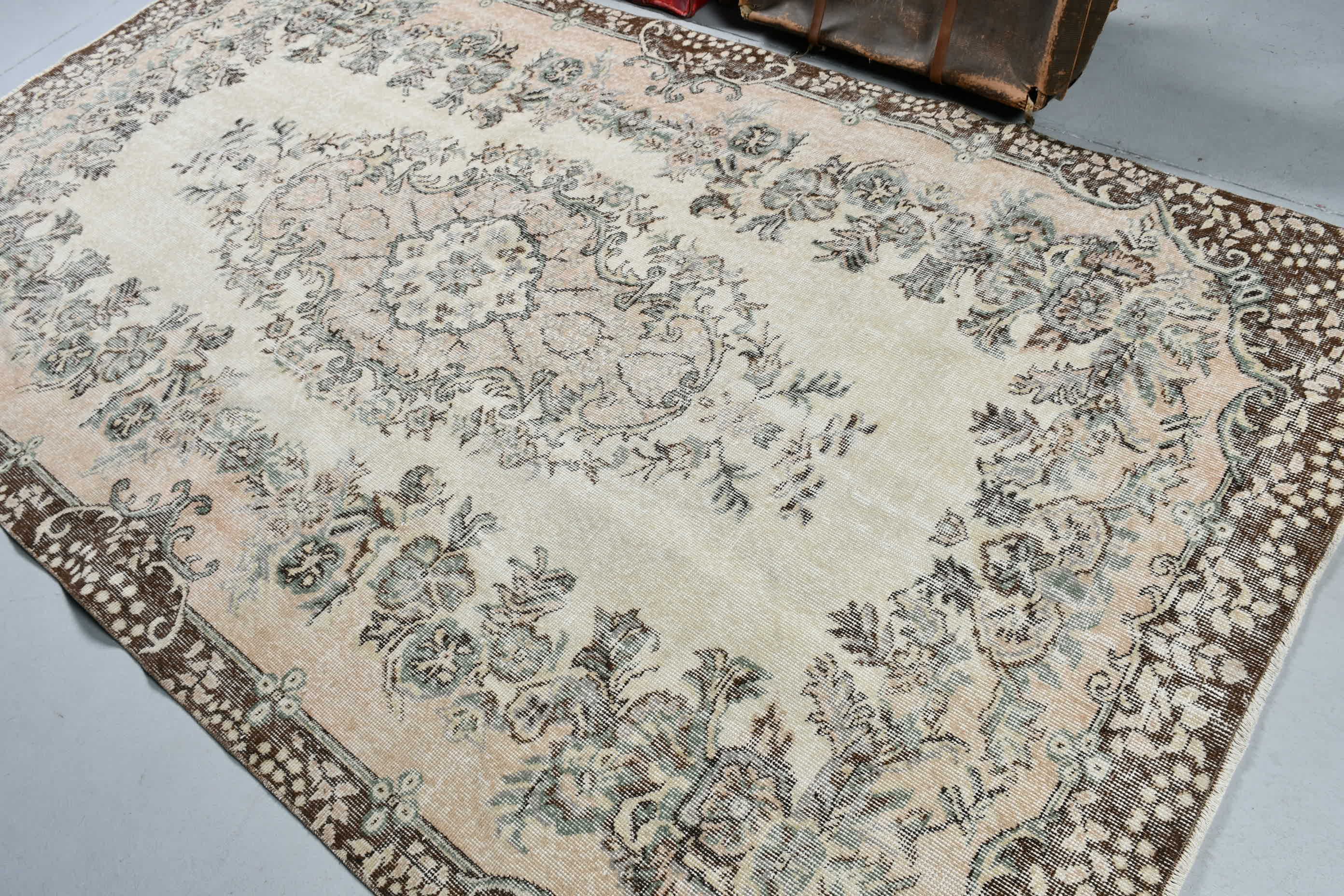 Bedroom Rug, Old Rug, 5.5x9.8 ft Large Rugs, Wool Rugs, Beige Cool Rug, Turkish Rug, Oriental Rugs, Boho Rug, Vintage Rug, Dining Room Rugs