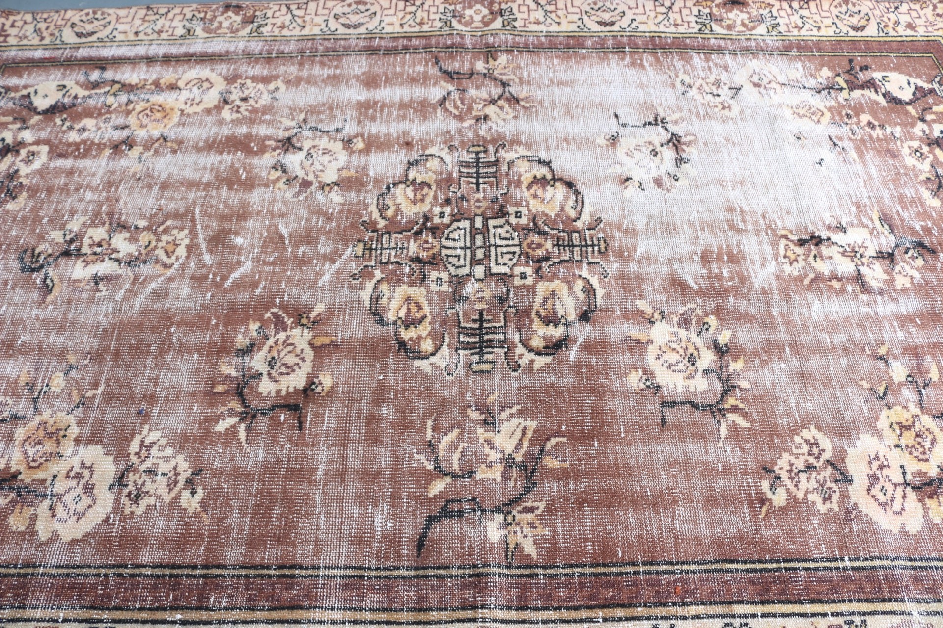 Vintage Rugs, Moroccan Rugs, Brown Floor Rug, Turkish Rug, Home Decor Rugs, Bedroom Rug, Pale Rug, 6.1x8.7 ft Large Rugs, Living Room Rugs