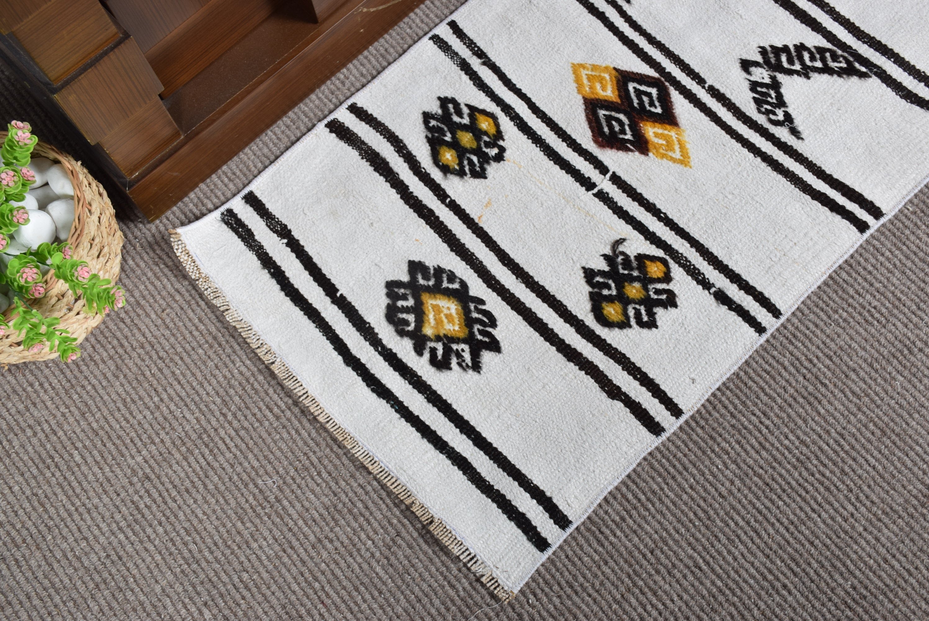 Kitchen Rugs, Entry Rugs, Vintage Rug, Rugs for Kitchen, Beige Floor Rug, Moroccan Rug, Wool Rug, Turkish Rug, 1.7x3.2 ft Small Rug