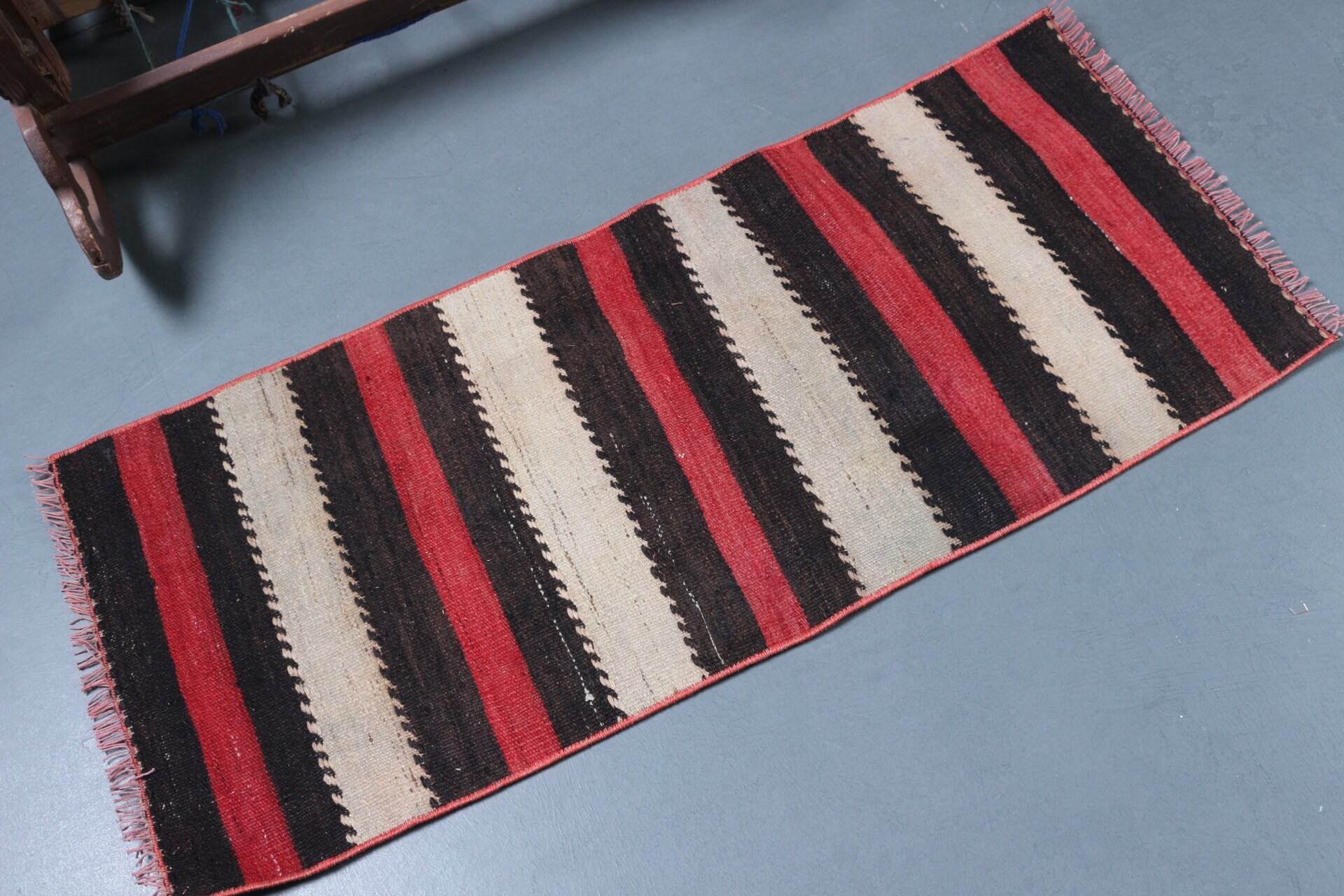 Kırmızı Oryantal Halı, Kilim, El Yapımı Halı, Mutfak Halısı, Banyo Halısı, Oushak Halısı, Türk Halısı, Vintage Halı, 1.6x3.8 ft Küçük Halı, Yatak Odası Halısı