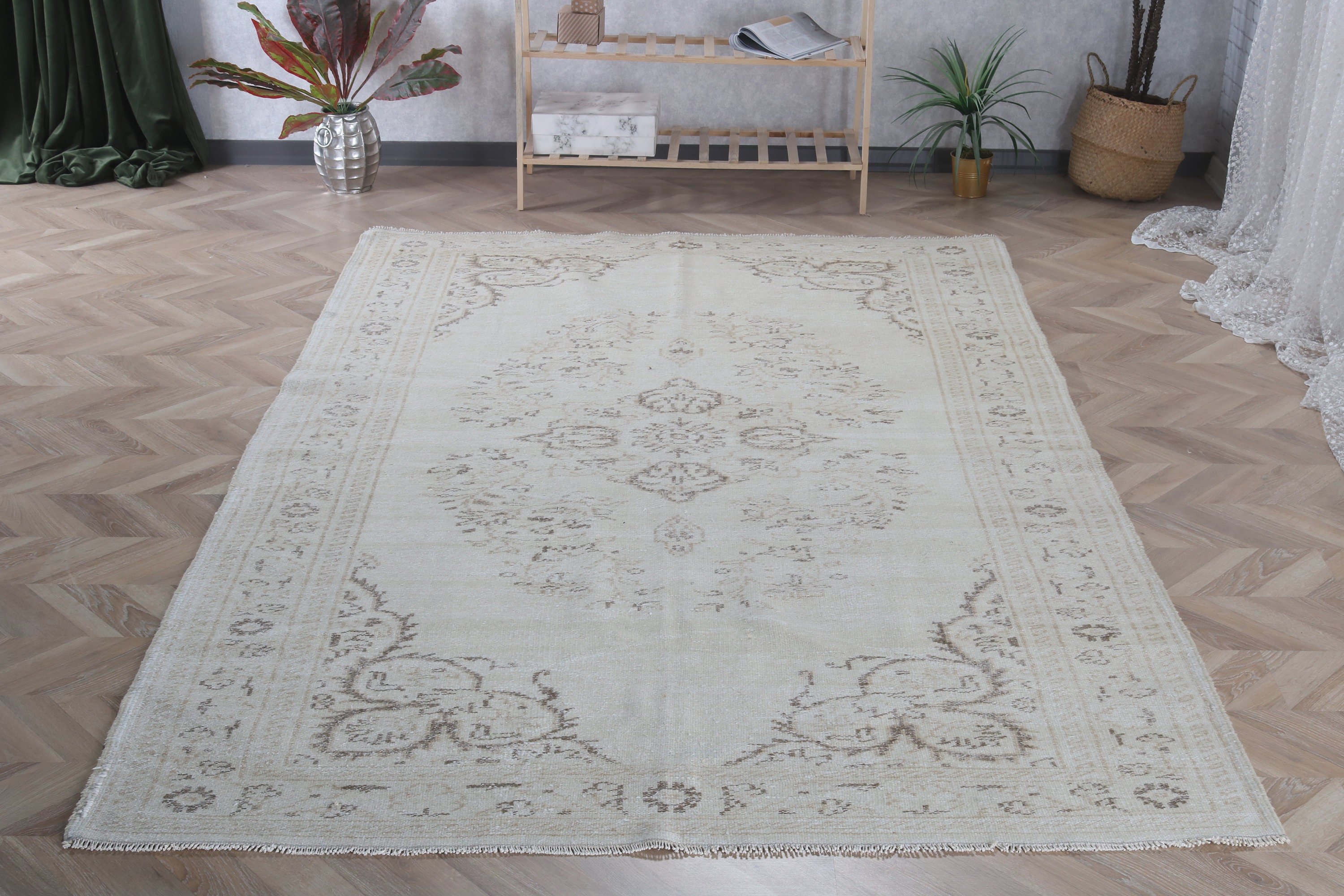 Salon Rug, 5.9x9.3 ft Large Rugs, Bedroom Rug, Vintage Decor Rug, Vintage Rugs, Dining Room Rug, White Boho Rugs, Luxury Rug, Turkish Rug