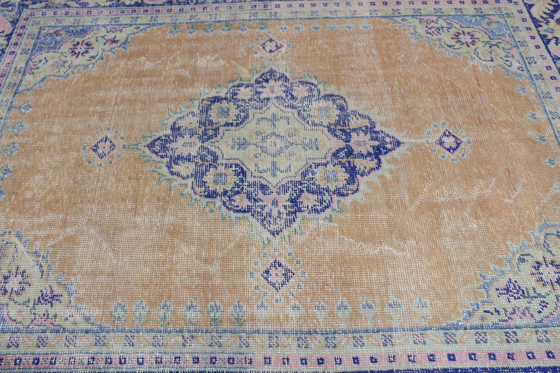 Turuncu Yün Halı, Türk Halısı, 6.2x8.4 ft Büyük Halı, Oturma Odası Halıları, Yatak Odası Halısı, Yün Halıları, Vintage Halılar, Organik Halı