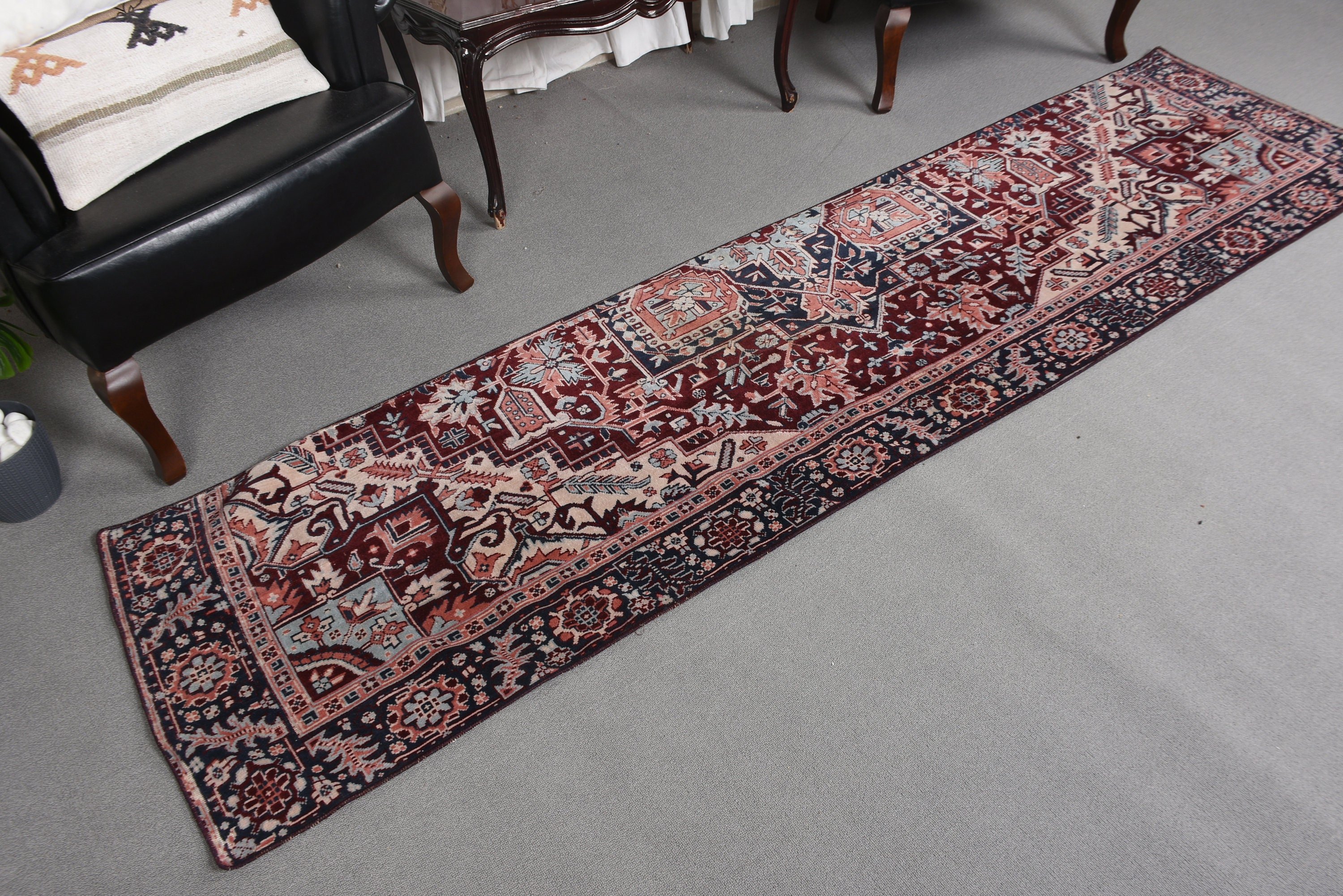 Yün Halılar, 2.4x9 ft Yolluk Halılar, Estetik Halılar, Mor Anadolu Halıları, Koridor Halıları, Yer Halıları, Vintage Halı, Mutfak Halısı, Türk Halıları