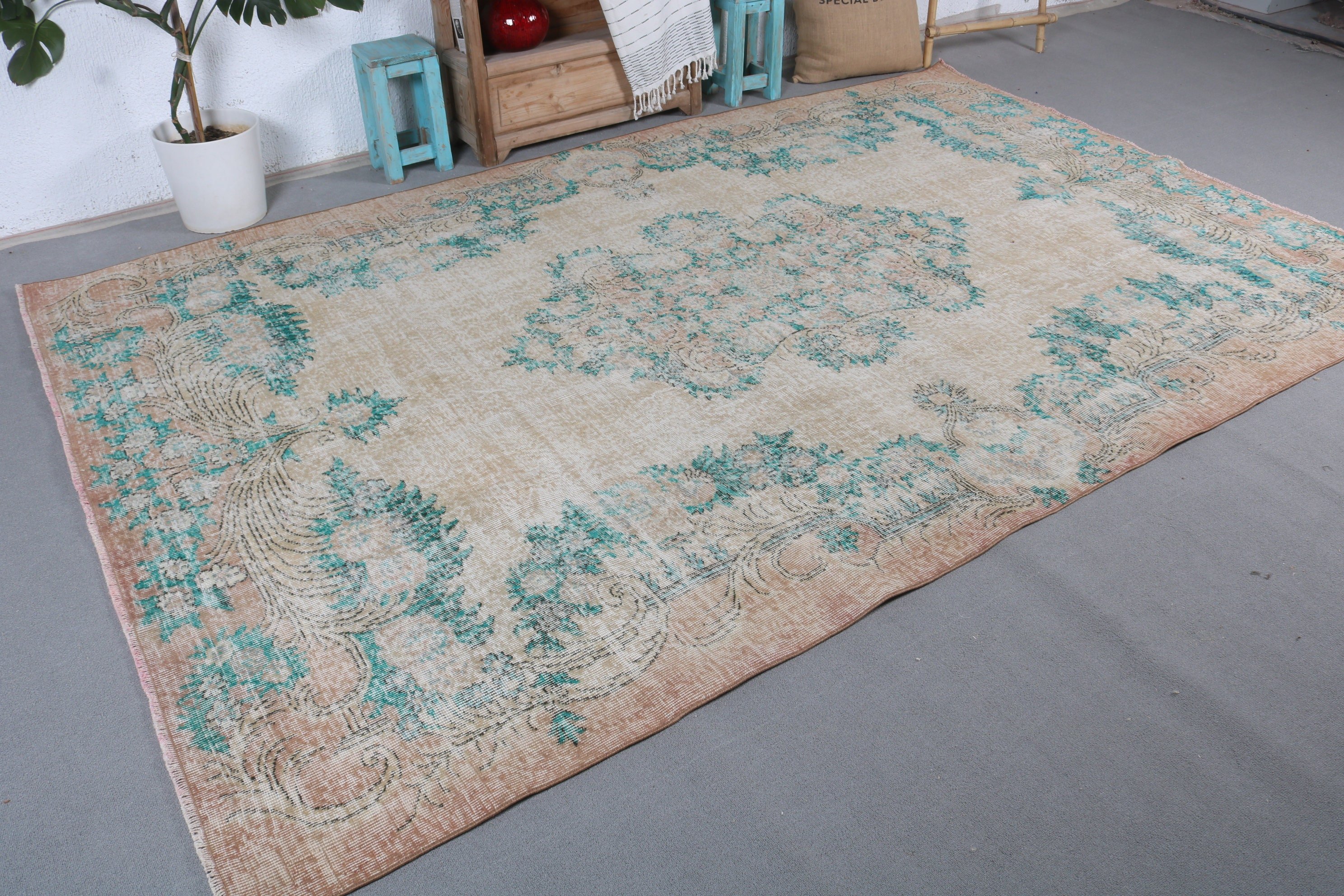 Salon Rugs, Green Home Decor Rug, Turkish Rugs, Vintage Rug, 6.7x10.5 ft Oversize Rug, Dining Room Rug, Old Rug, Antique Rug