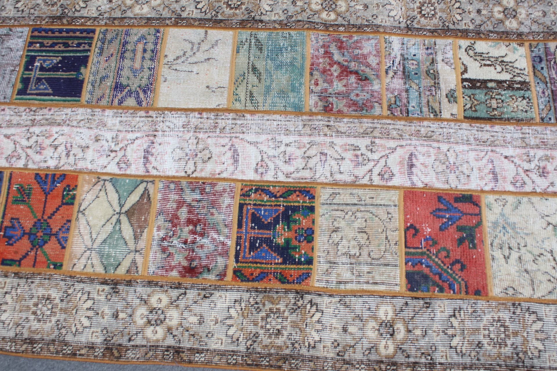 Havalı Halı, Mutfak Halıları, Vintage Halı, Yatak Odası Halısı, Türk Halısı, Giriş Halısı, 3,3x6,7 ft Vurgulu Halılar, Oryantal Halılar, Gökkuşağı Mutfak Halısı