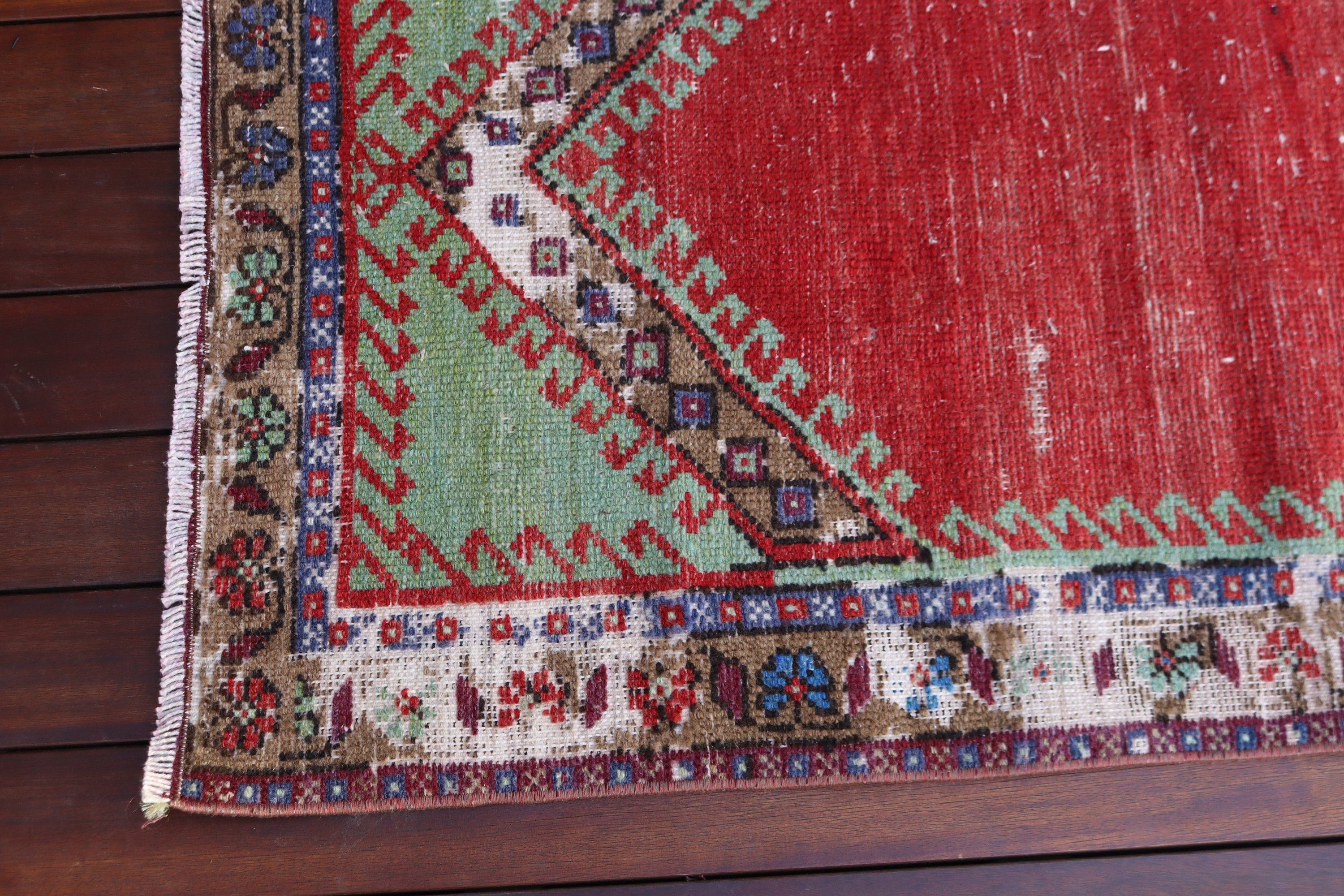 Küçük Vintage Halılar, 4.1x2.5 ft Küçük Halı, Türk Halısı, Kırmızı Ev Dekorasyonu Halısı, Yün Halılar, Vintage Halılar, Modern Halılar, Lüks Halı, Mutfak Halısı