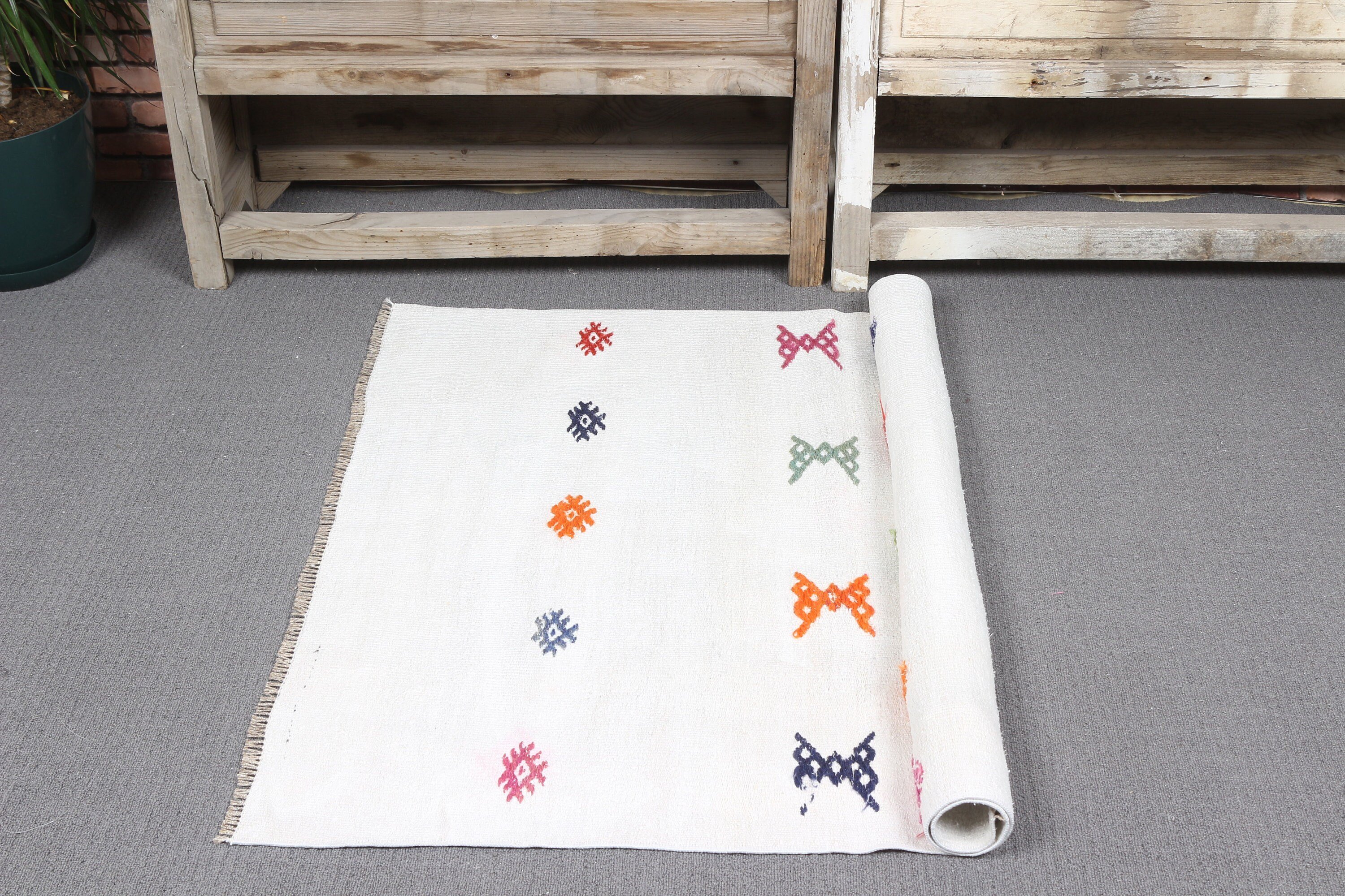 Home Decor Rugs, Organic Rug, White Moroccan Rug, Nursery Rug, Antique Rugs, Turkish Rugs, 3x3.4 ft Small Rugs, Door Mat Rugs, Vintage Rug