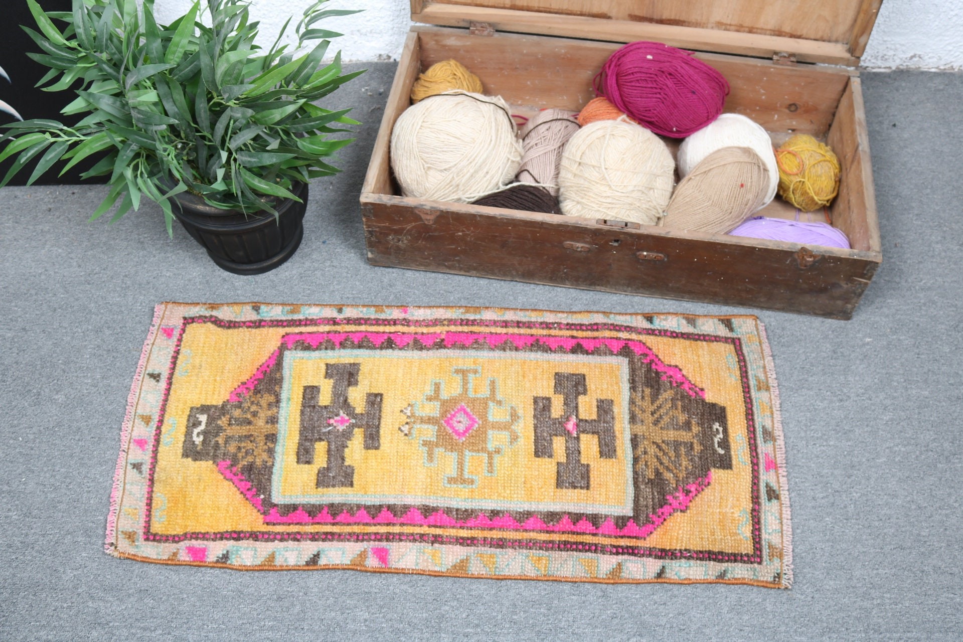 Yellow Cool Rug, Turkish Rug, Statement Rug, Entry Rugs, Handmade Rugs, Home Decor Rugs, 1.3x2.9 ft Small Rug, Bathroom Rug, Vintage Rugs