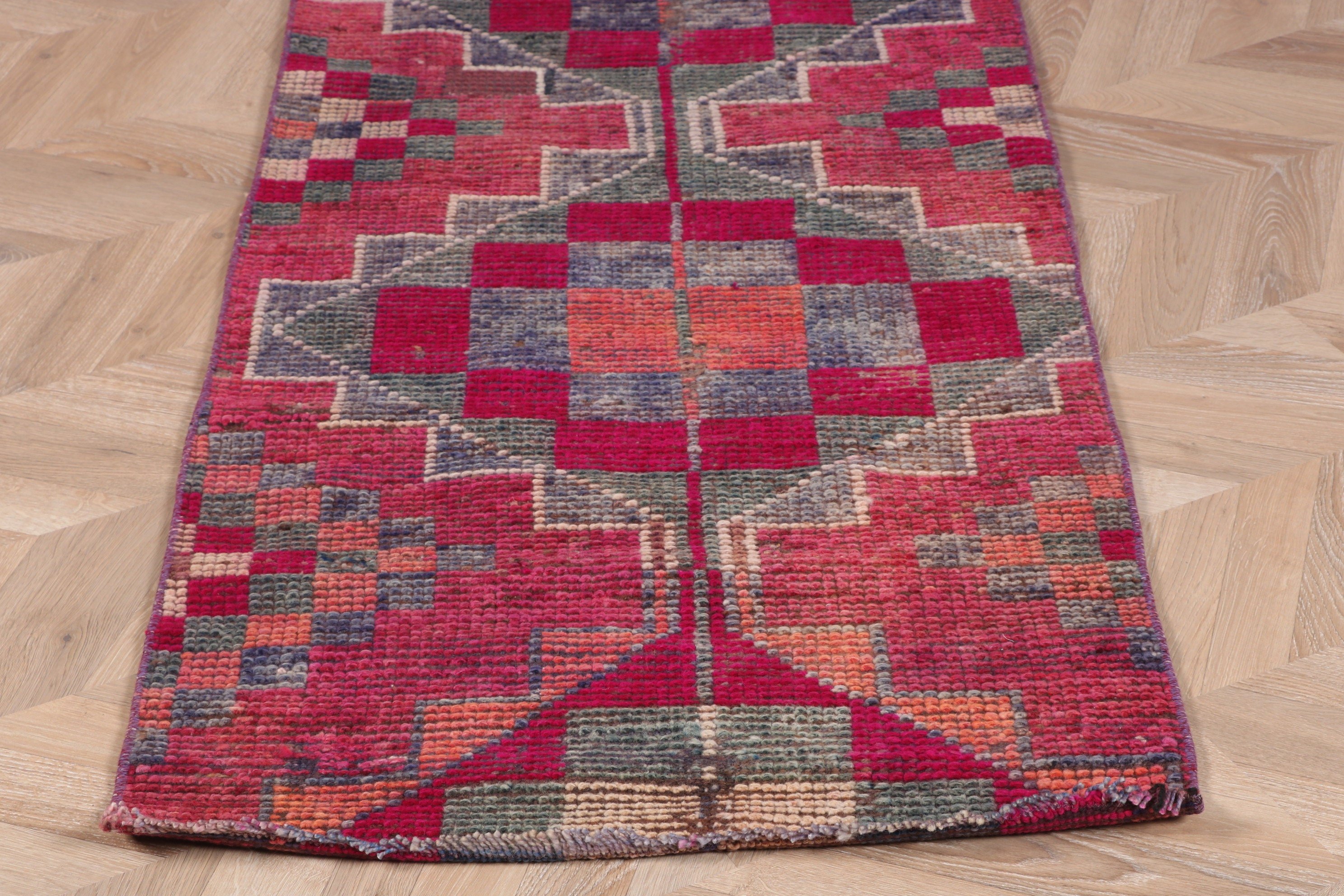 Yün Halı, Anadolu Halıları, Etnik Halılar, Vintage Halılar, Türk Halıları, Merdiven Halısı, 2.3x8.1 ft Runner Halısı, Pembe Geometrik Halılar, Uzun Runner Halısı