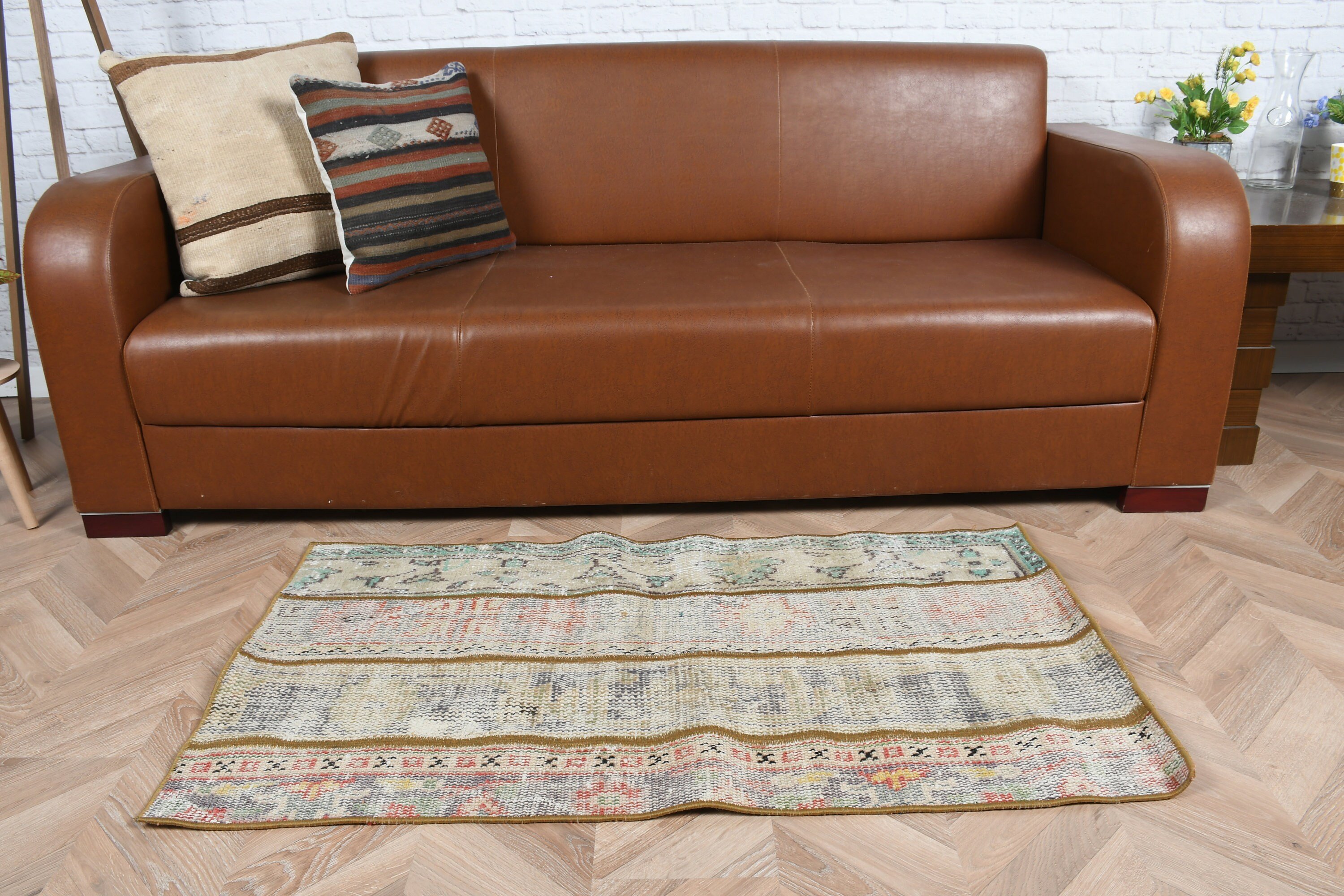 Oushak Halıları, Türk Halıları, Mutfak Halıları, Bej Oushak Halısı, Yatak Odası Halıları, 2,2x3,9 ft Küçük Halılar, Vintage Halılar, Giriş Halısı