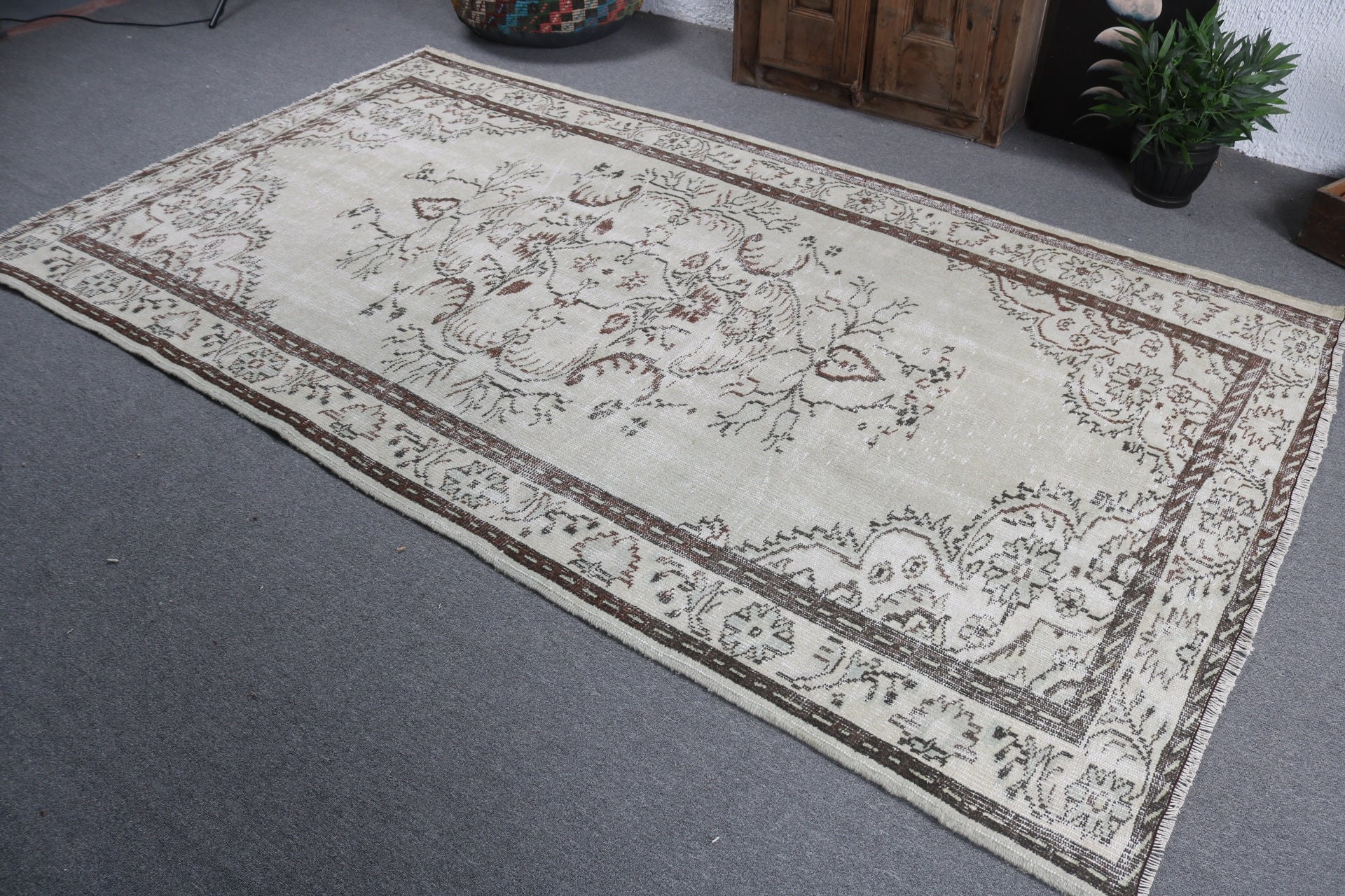 Oturma Odası Halıları, Kabile Halısı, El Dokuma Halısı, Oushak Halısı, Yeşil Lüks Halısı, Türk Halısı, Vintage Halıları, 5.3x9.5 ft Büyük Halısı, Yemek Odası Halısı