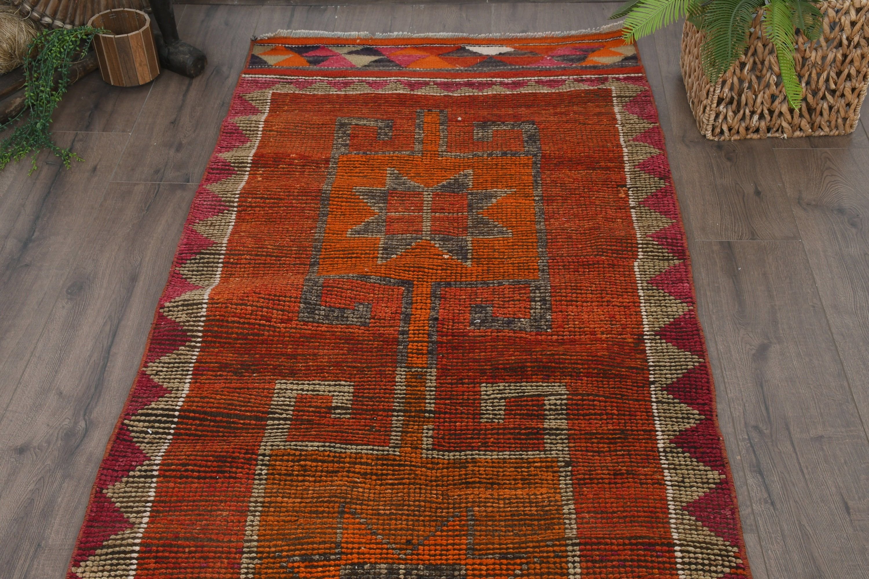 Sanat Halıları, Havalı Halı, Antika Halılar, Türk Halıları, 3,1x10,5 ft Yolluk Halısı, Mutfak Halıları, Turuncu Oryantal Halı, Koridor Halısı, Vintage Halı