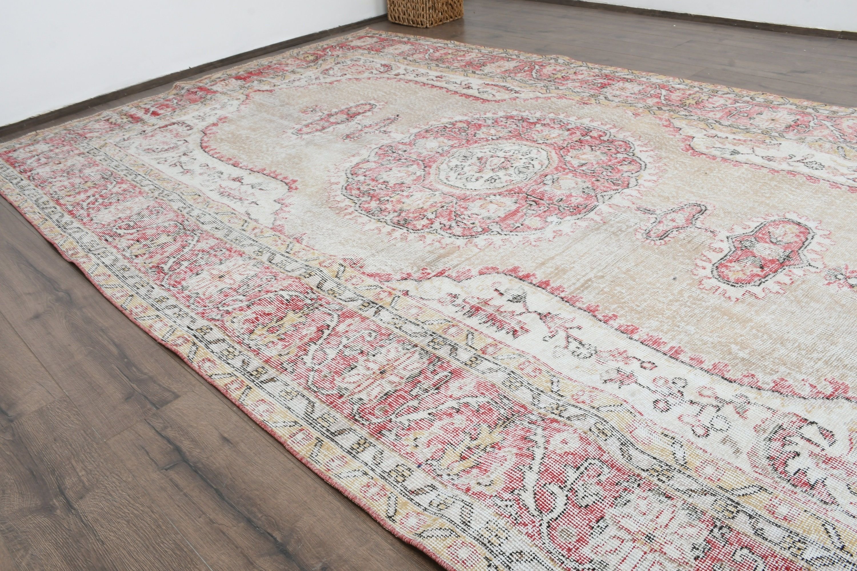 Vintage Rug, Turkish Rugs, Saloon Rugs, 6.9x11.1 ft Oversize Rug, Home Decor Rugs, Beige Bedroom Rug, Bedroom Rugs, Living Room Rug