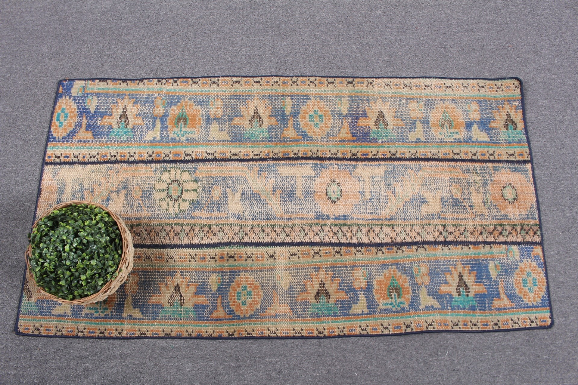 Mavi Oryantal Halı, Vintage Halı, Kabile Halısı, 2.2x4.2 ft Küçük Halılar, Oryantal Halı, Anadolu Halısı, Kapı Paspası Halısı, Yatak Odası Halısı, Türk Halısı