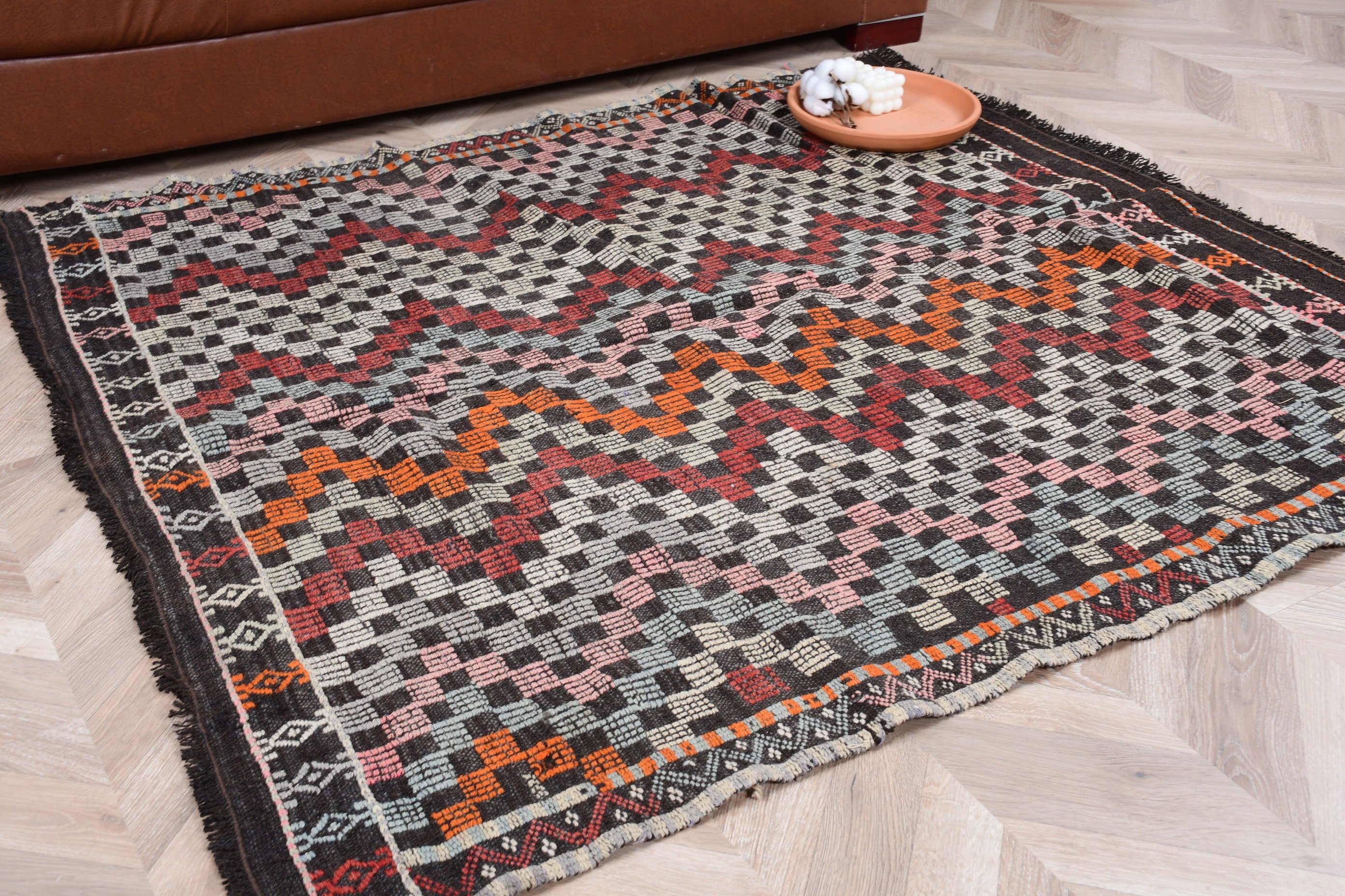 Anatolian Rugs, Rugs for Entry, Cute Rugs, Vintage Rug, Oushak Rug, Turkish Rug, Kitchen Rug, Brown Bedroom Rug, 4.5x5 ft Accent Rug, Kilim