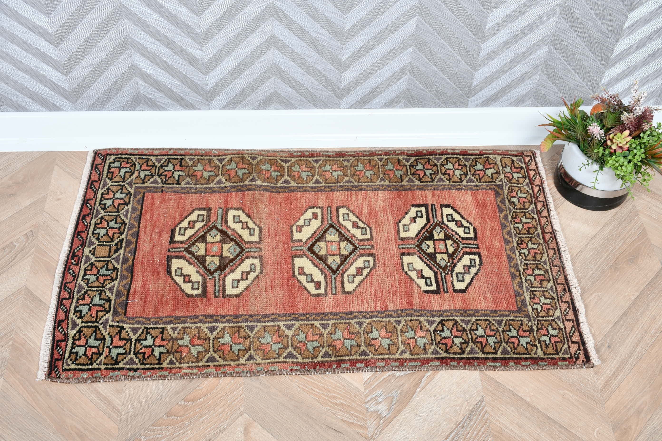 Vintage Rug, 2x3 ft Small Rugs, Turkish Rugs, Red Kitchen Rug, Antique Rug, Car Mat Rug, Rugs for Kitchen, Bedroom Rug