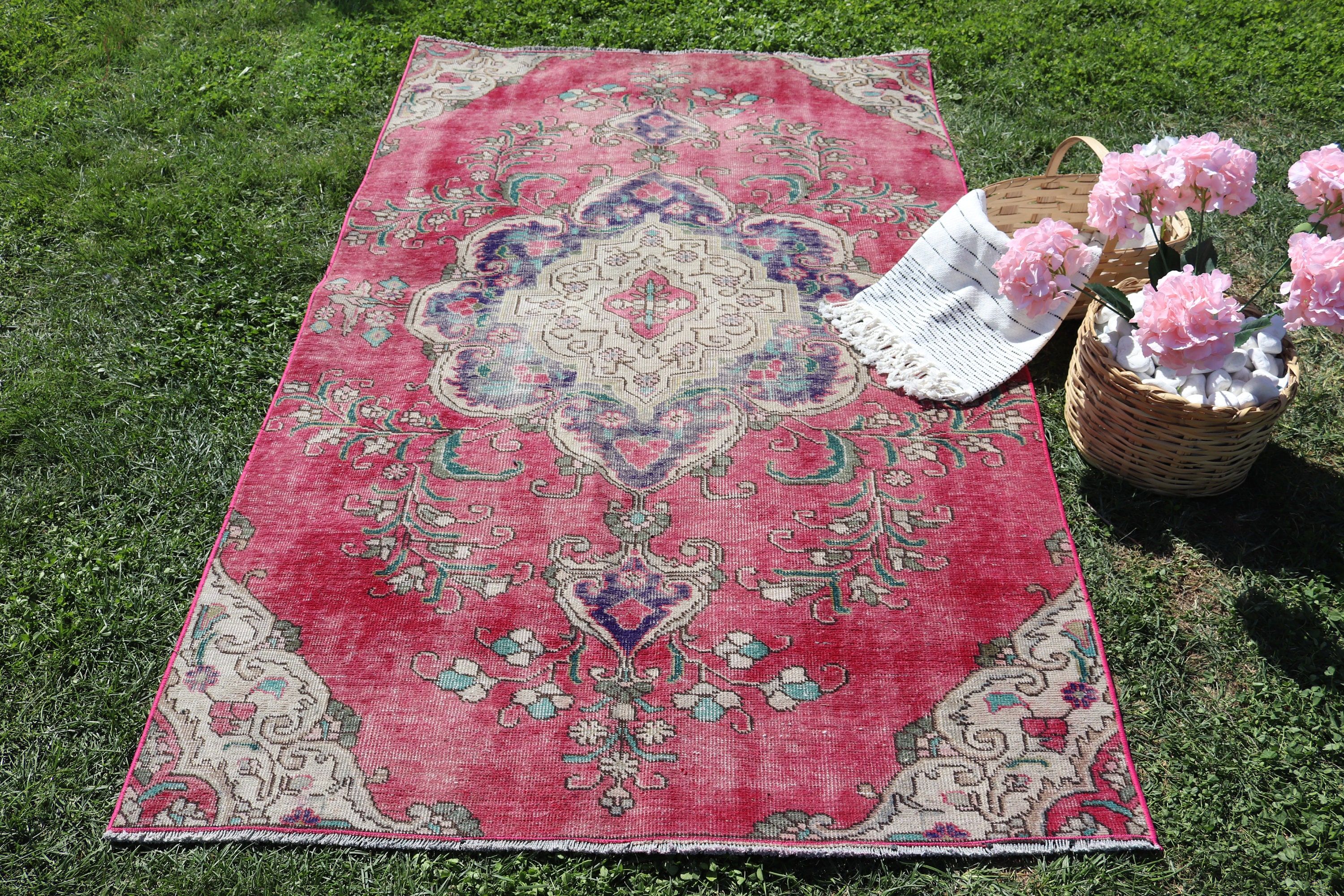 Alan Halıları, 4.4x7 ft Alan Halıları, Vintage Halılar, Fas Halıları, Türk Halıları, Pembe Yatak Odası Halıları, İç Mekan Halıları, Yün Halı, Vintage Alan Halıları