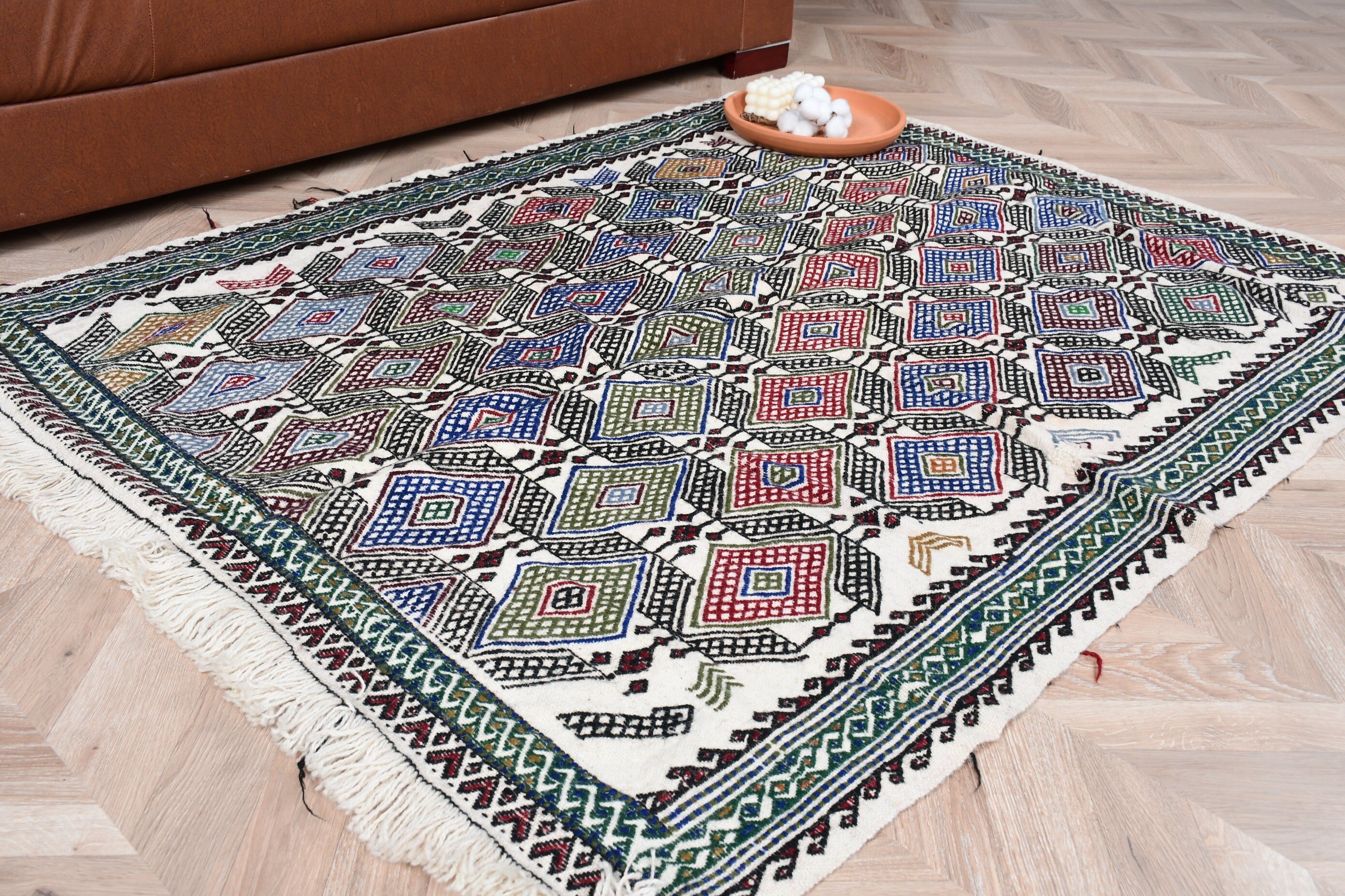 Anadolu Halıları, Eski Halı, 4x5.1 ft Aksan Halıları, Bej Anadolu Halısı, Türk Halıları, Vintage Halılar, Giriş Halıları, Kilim, Yatak Odası Halısı, Yün Halılar