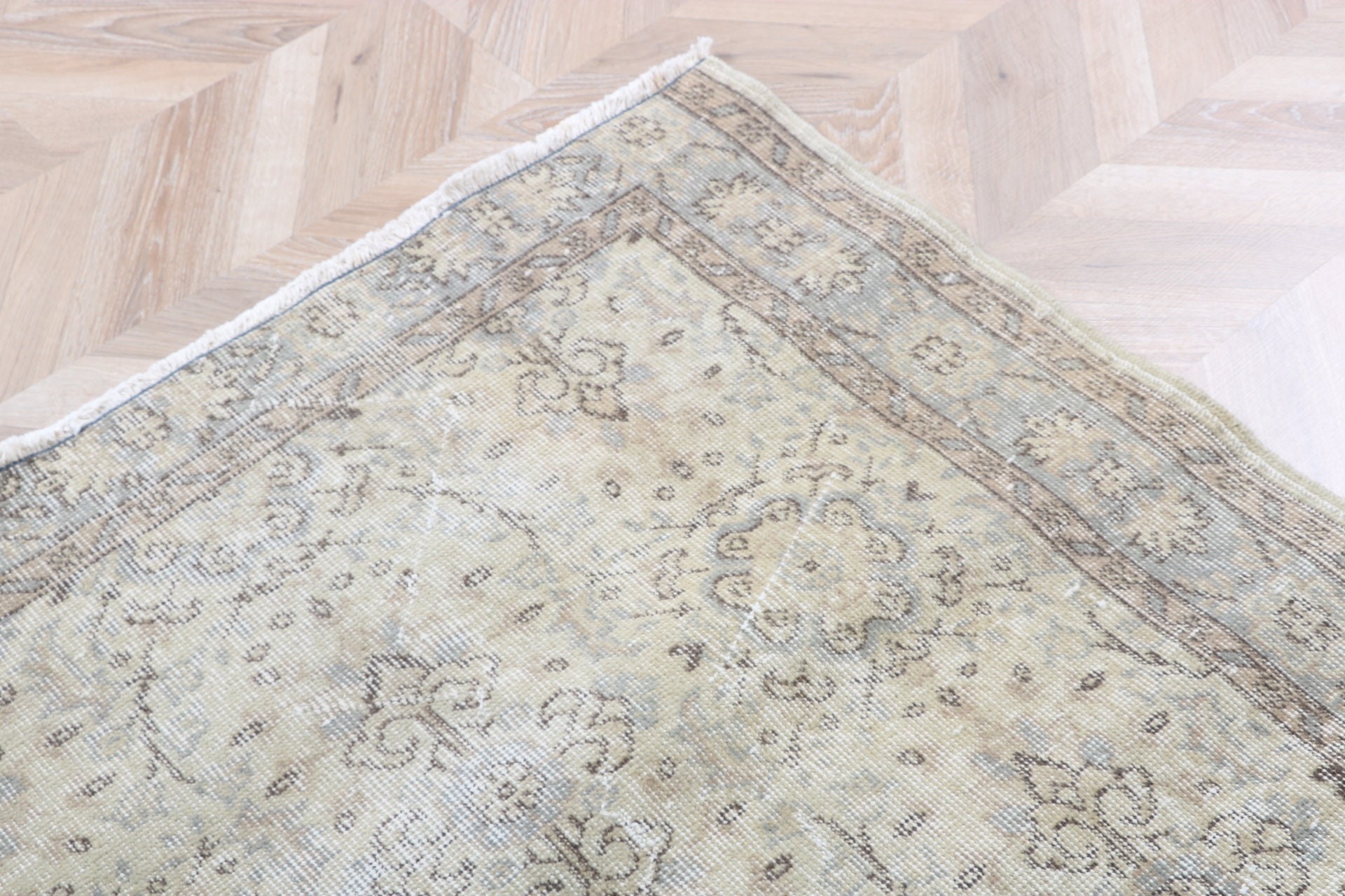 Türk Halıları, Vintage Halılar, 3.9x6.4 ft Alan Halısı, Açıklama Halısı, Anadolu Halısı, Sarı Yatak Odası Halısı, İç Mekan Halısı, Yemek Odası Halıları