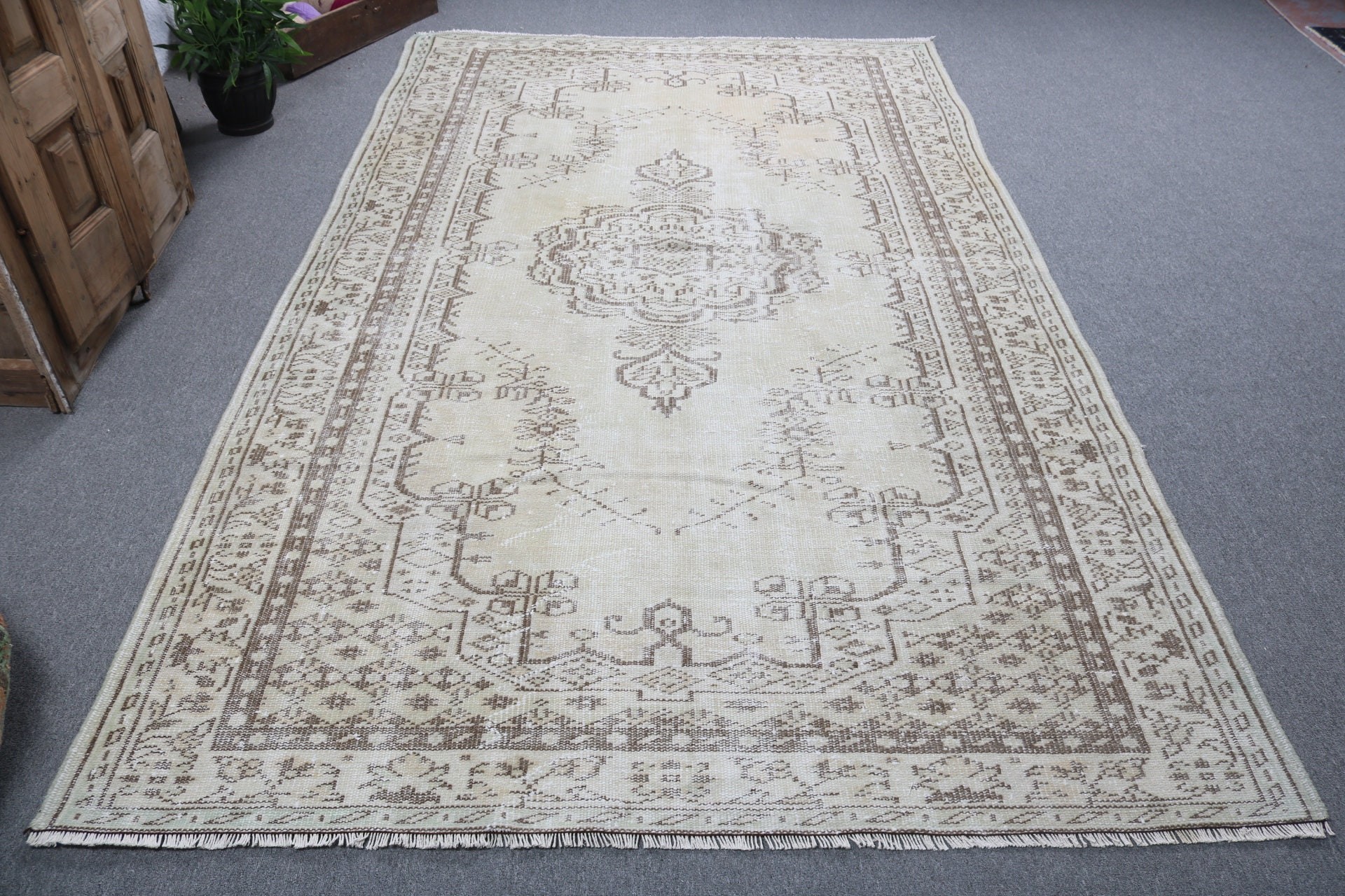 Bej Anadolu Halısı, Nötr Halı, Türk Halıları, 5.8x9.6 ft Büyük Halı, Yemek Odası Halıları, Yatak Odası Halısı, Vintage Halılar, Yer Halısı