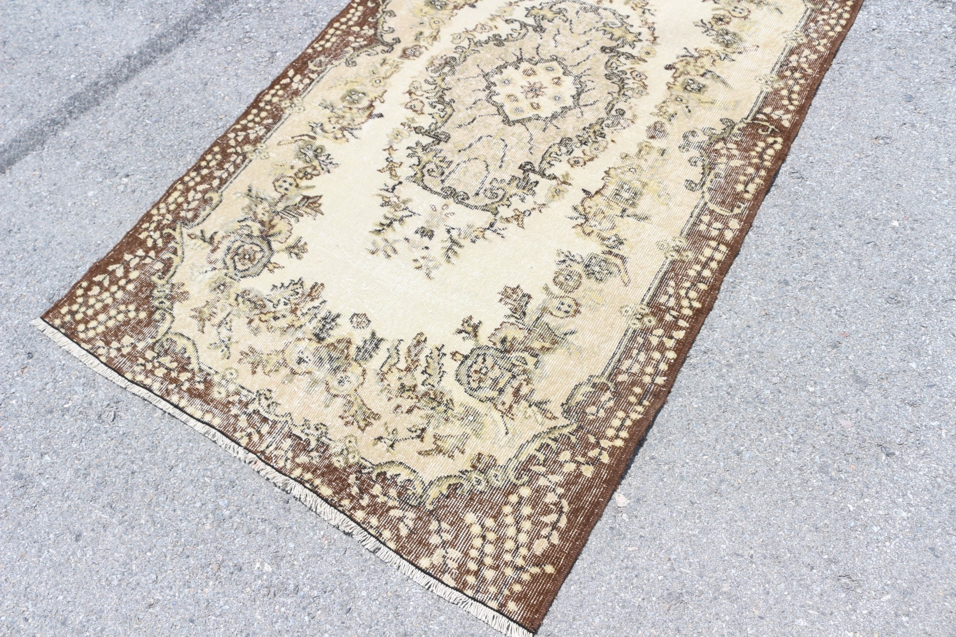 Old Rug, Living Room Rug, 3.8x6.5 ft Area Rug, Dining Room Rug, Brown Moroccan Rug, Turkish Rug, Moroccan Rug, Vintage Rug