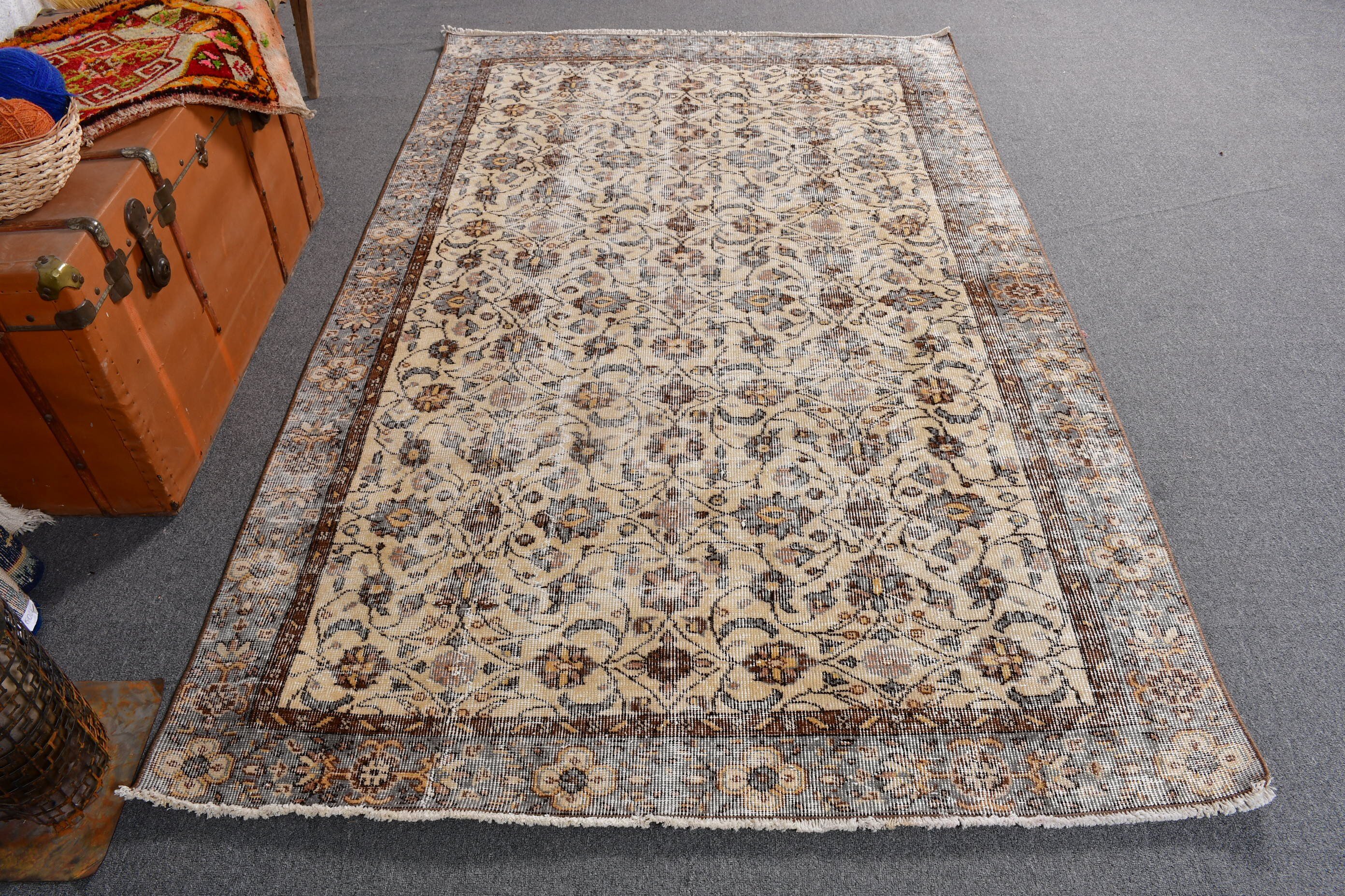 Turkish Rug, Beige Oriental Rug, Luxury Rug, Vintage Rugs, Anatolian Rugs, Aesthetic Rug, Bedroom Rugs, 4.9x7.9 ft Area Rug, Kitchen Rug