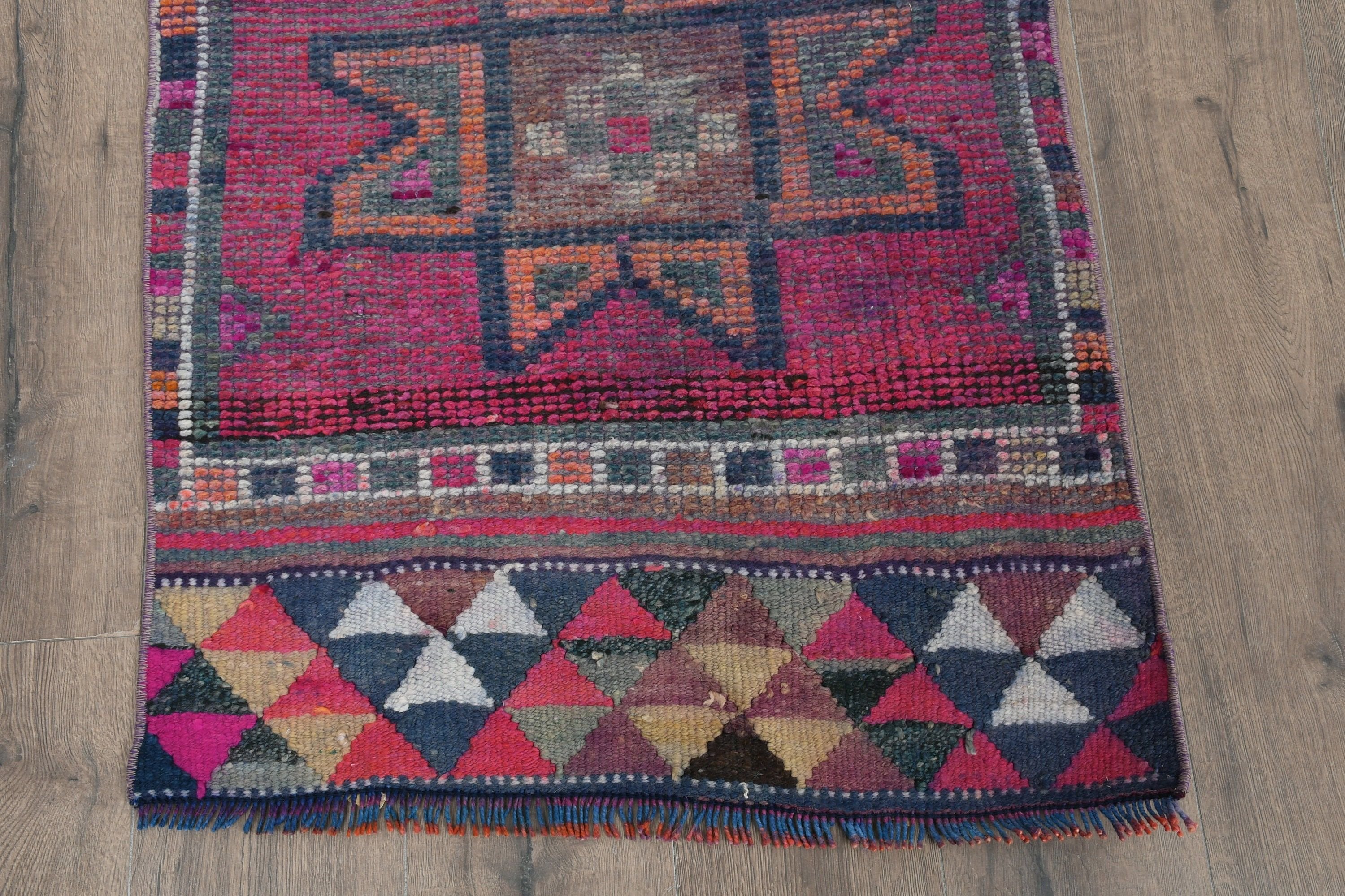 Yeşil Yer Halıları, Koridor Halıları, Vintage Halılar, Yer Halısı, 2,5x9,7 ft Runner Halıları, Mutfak Halısı, Merdiven Halısı, Fas Halıları, Türk Halıları