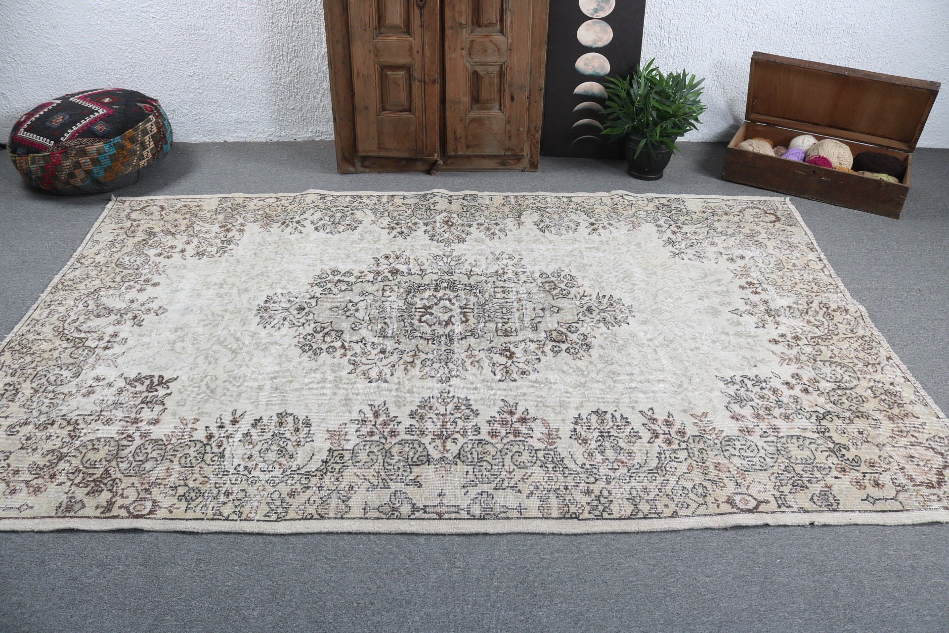 Büyük Vintage Halı, Türk Halıları, Bej Düz Dokuma Halı, 5,7x8,8 ft Büyük Halılar, Yatak Odası Halıları, Antika Halı, Büyük Oushak Halı, Vintage Halılar