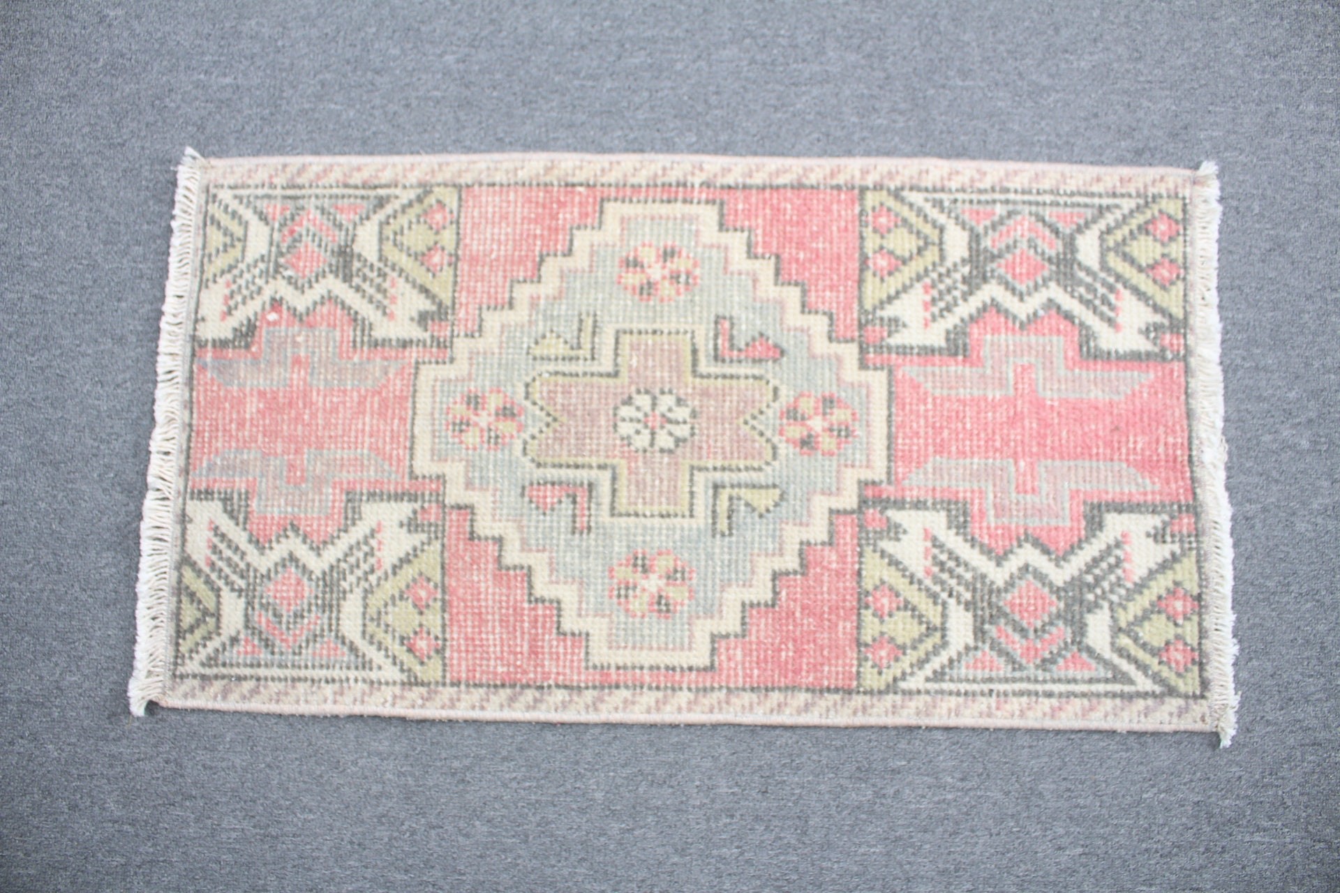 Door Mat Rug, Turkish Rug, Old Rug, Rugs for Kitchen, 1.5x2.7 ft Small Rugs, Wool Rug, Nursery Rug, Antique Rug, Vintage Rugs, Red Cool Rug