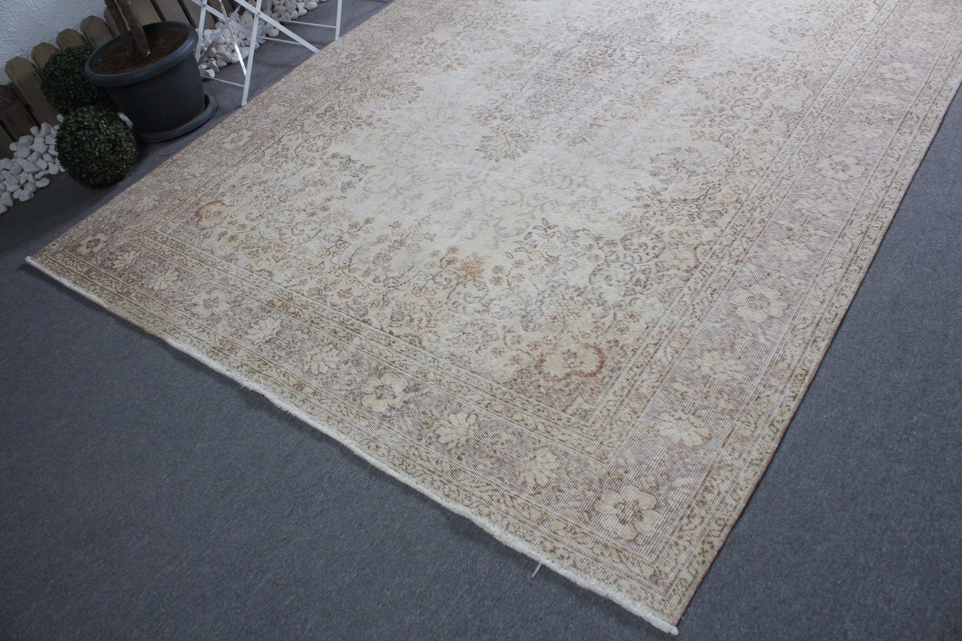 Dining Room Rug, Vintage Rug, Beige Antique Rugs, 7.2x10.7 ft Oversize Rug, Oushak Rug, Living Room Rug, Turkish Rugs