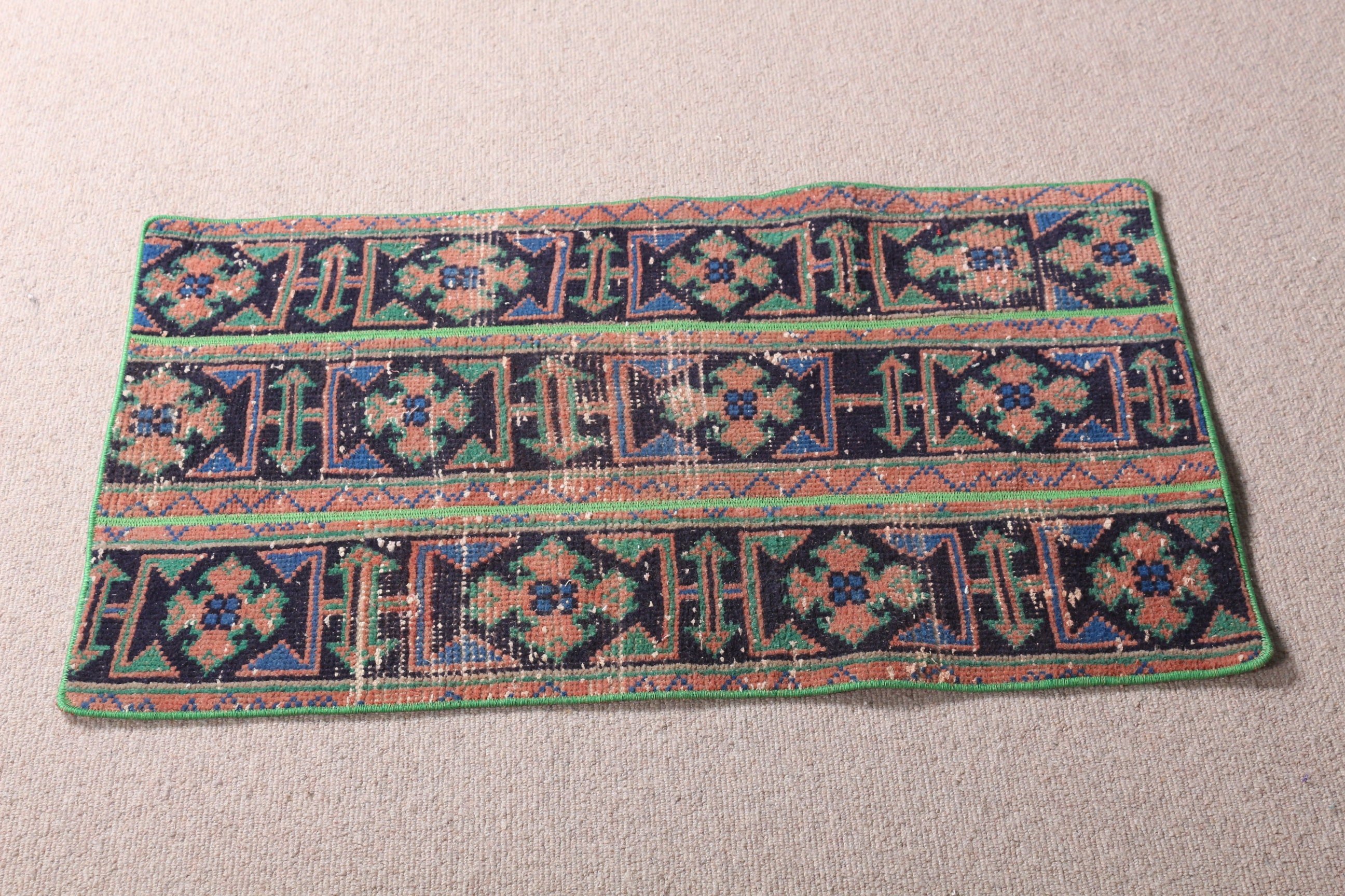 Kapı Paspası Halısı, Yatak Odası Halıları, Oryantal Halı, 1.9x3.2 ft Küçük Halı, Türk Halısı, Siyah Oryantal Halısı, Vintage Halılar, Yurt Halısı, Çocuk Halısı