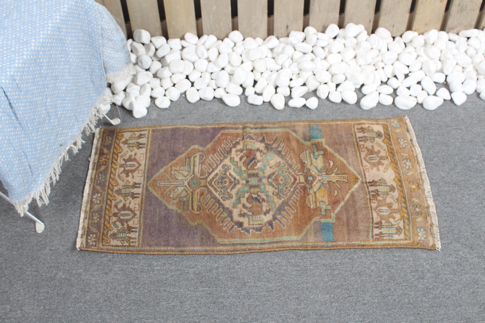 Çocuk Halıları, Banyo Halıları, Vintage Halılar, Kahverengi Zemin Halısı, Türk Halısı, 1.3x3 ft Küçük Halı, Yatak Odası Halıları, Yatak Odası Halıları