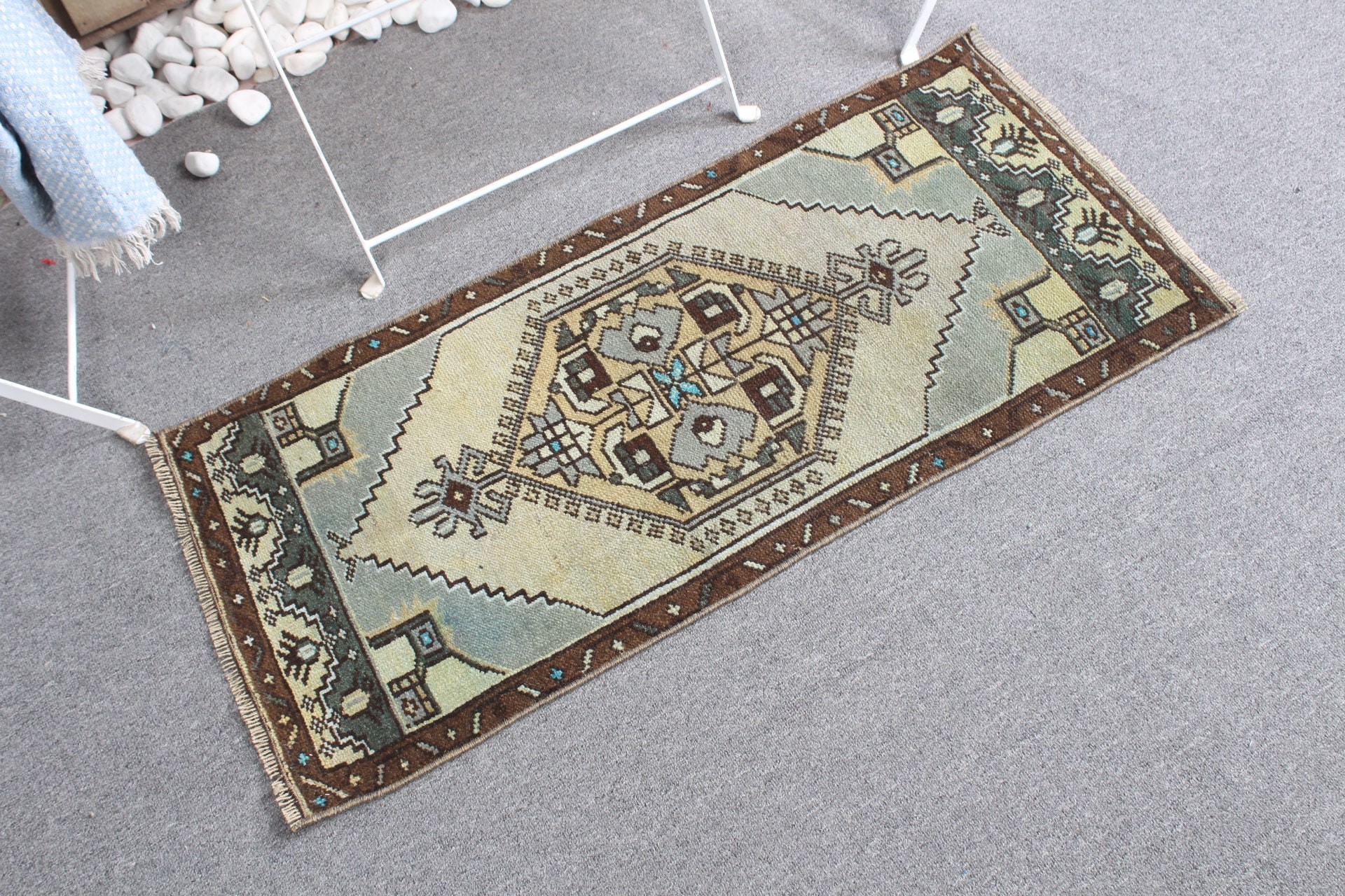 Green Moroccan Rug, Car Mat Rug, 1.5x3.2 ft Small Rug, Rugs for Entry, Oushak Rug, Bedroom Rug, Kitchen Rugs, Turkish Rugs, Vintage Rug