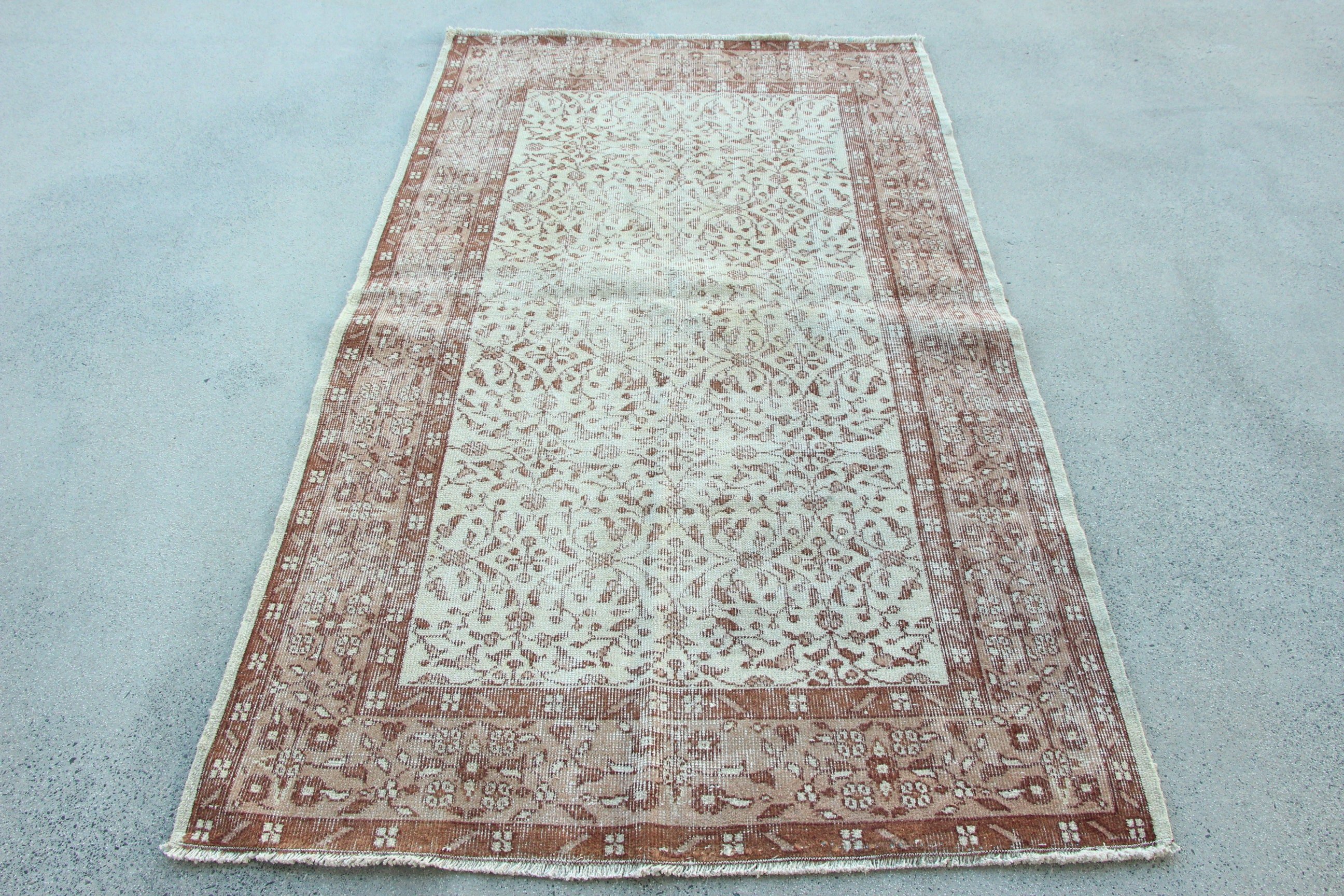 Açıklama Halıları, Vintage Alan Halısı, 3,7x6,6 ft Alan Halısı, Modern Halılar, Oturma Odası Halıları, Türk Halısı, Vintage Halı, Bej Düz Dokuma Halı