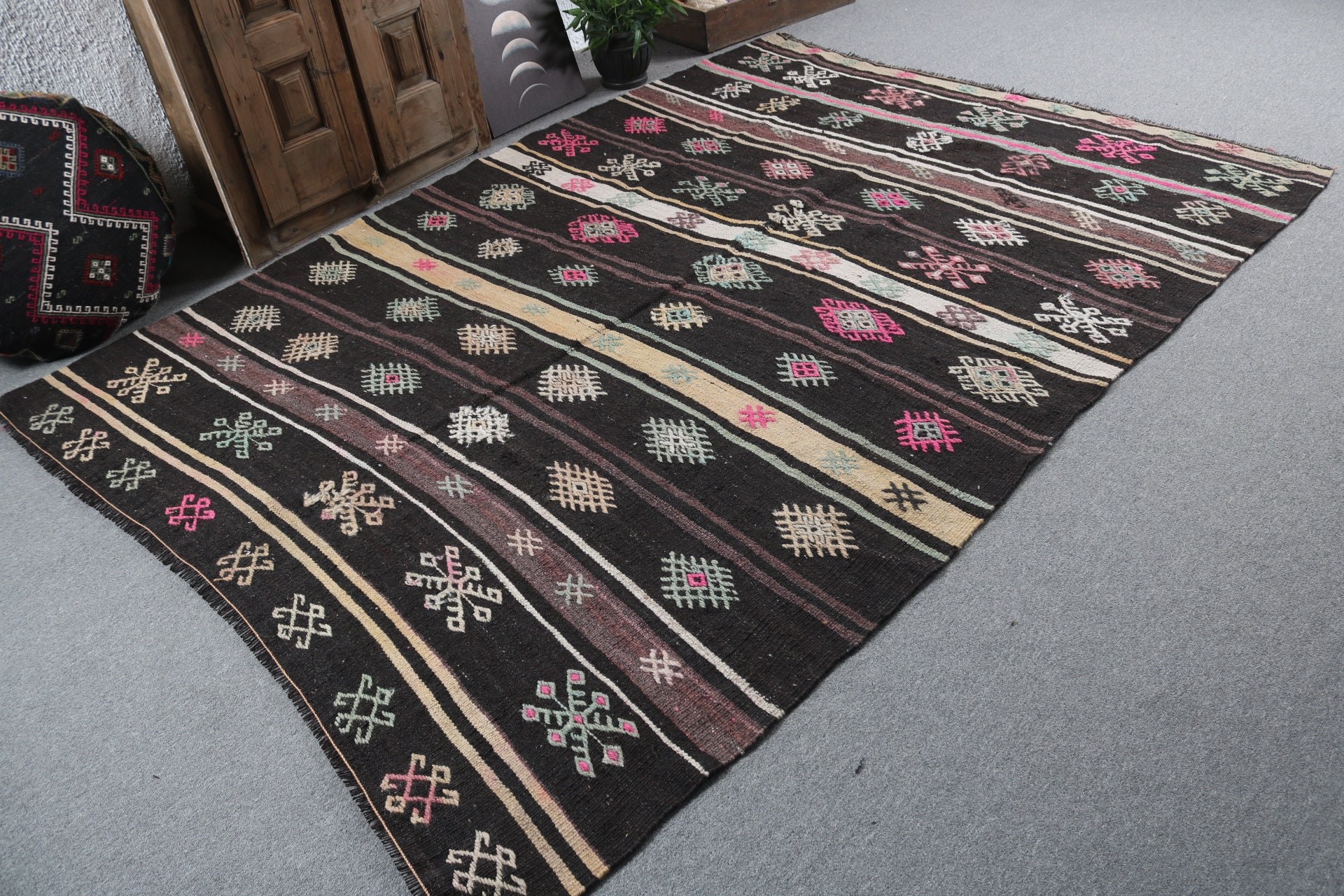 Mutfak Halıları, Siyah Lüks Halılar, Yemek Odası Halısı, Vintage Halılar, Oturma Odası Halısı, Antika Halı, 6.5x8.8 ft Büyük Halı, Türk Halıları, Kilim