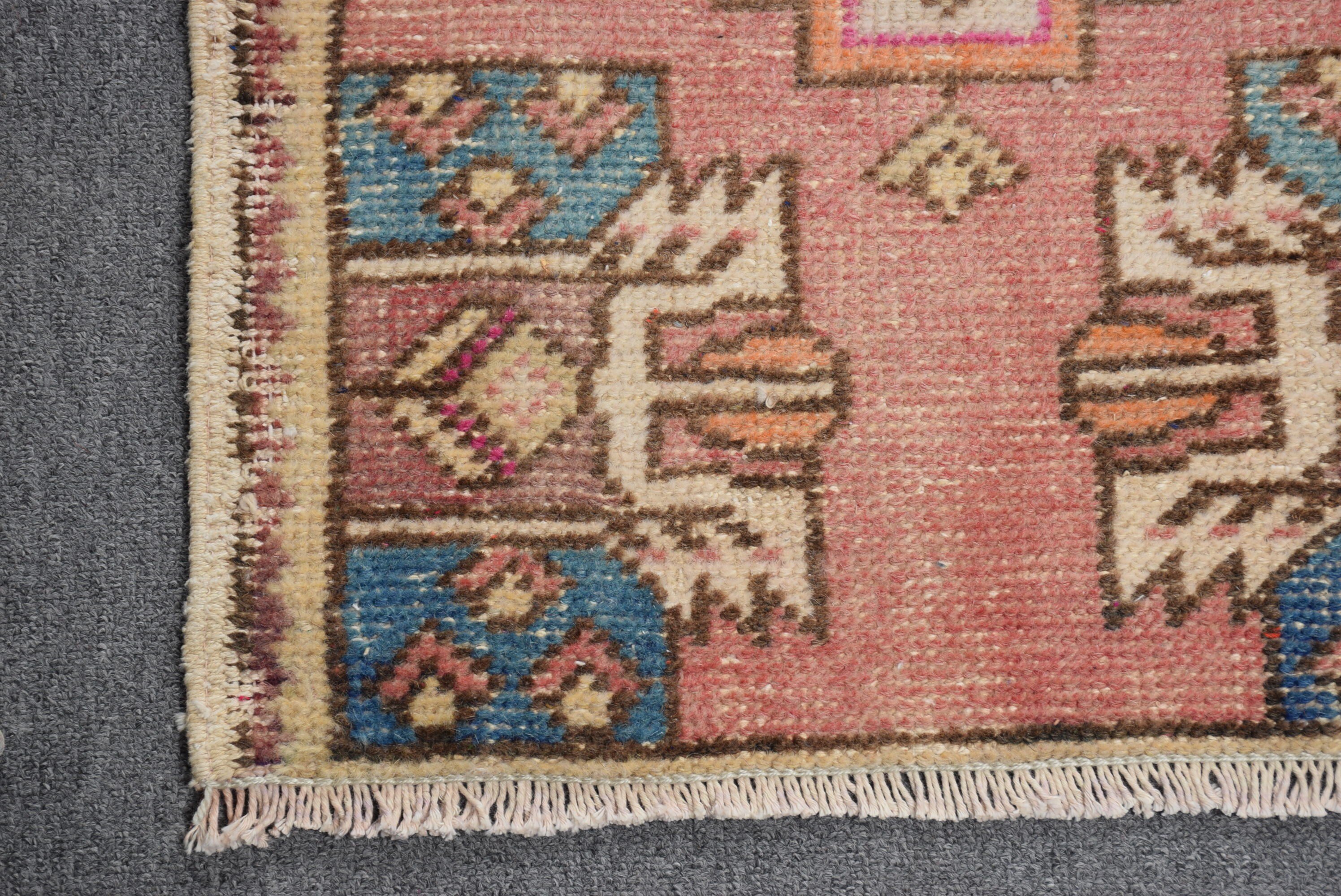 Kapı Paspası Halıları, Pembe 1.7x2.9 ft Küçük Halı, Duvara Asılı Halı, Etnik Halı, Vintage Halılar, Antika Halılar, Havalı Halı, Türk Halısı