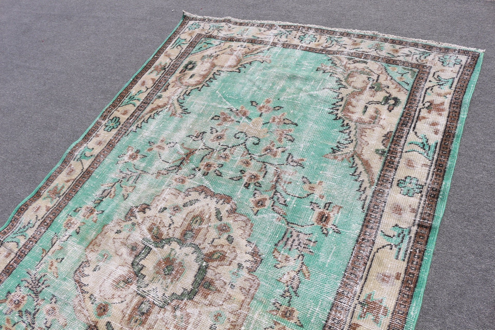 Living Room Rug, Home Decor Rug, Vintage Rug, Old Rug, Anatolian Rug, Green Oushak Rug, Turkish Rug, 5.3x8.9 ft Large Rug, Dining Room Rugs