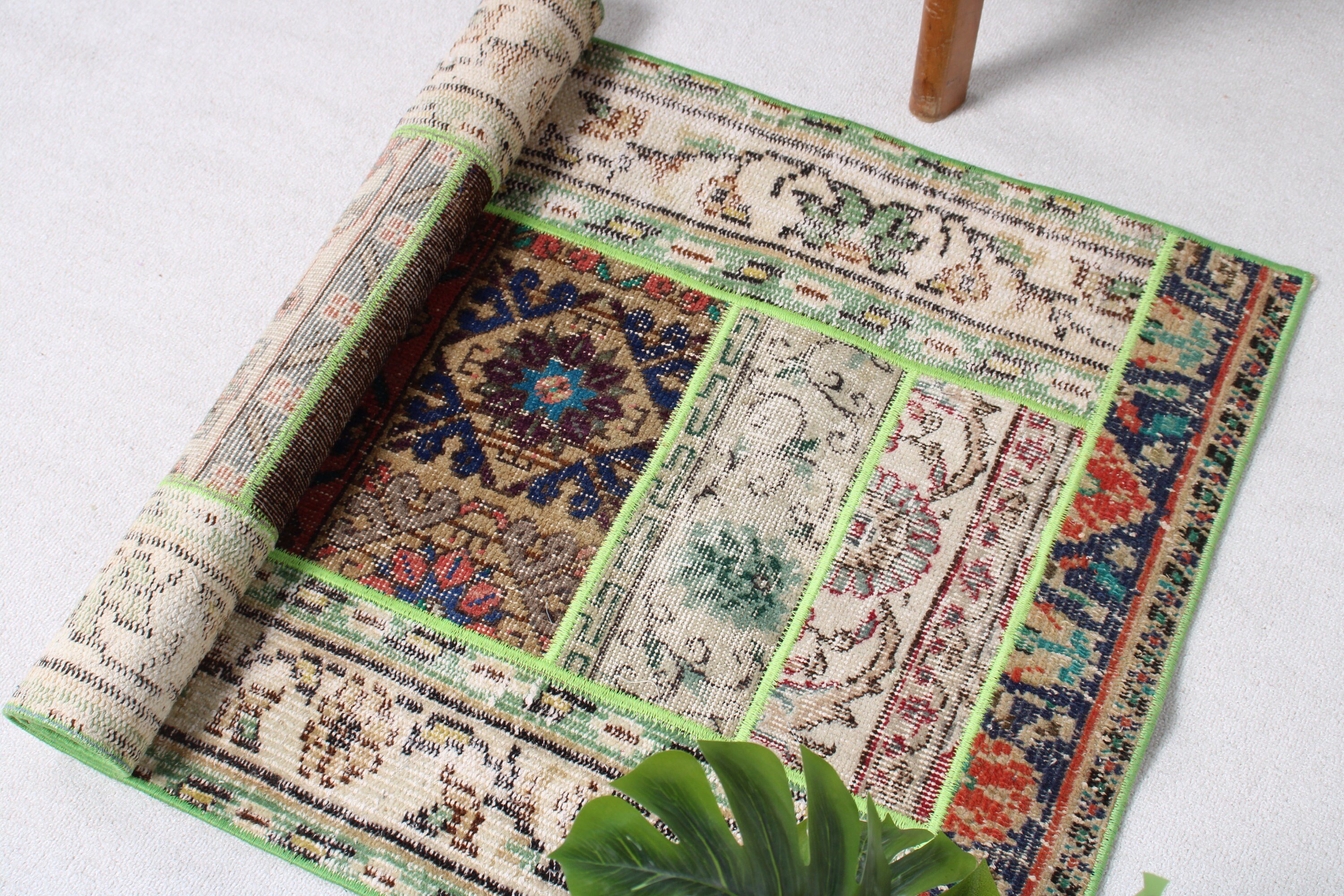 Green Anatolian Rugs, Turkish Rugs, Oriental Rug, Home Decor Rugs, Dorm Rug, 2.5x4.1 ft Small Rugs, Bath Rugs, Vintage Rug, Door Mat Rugs