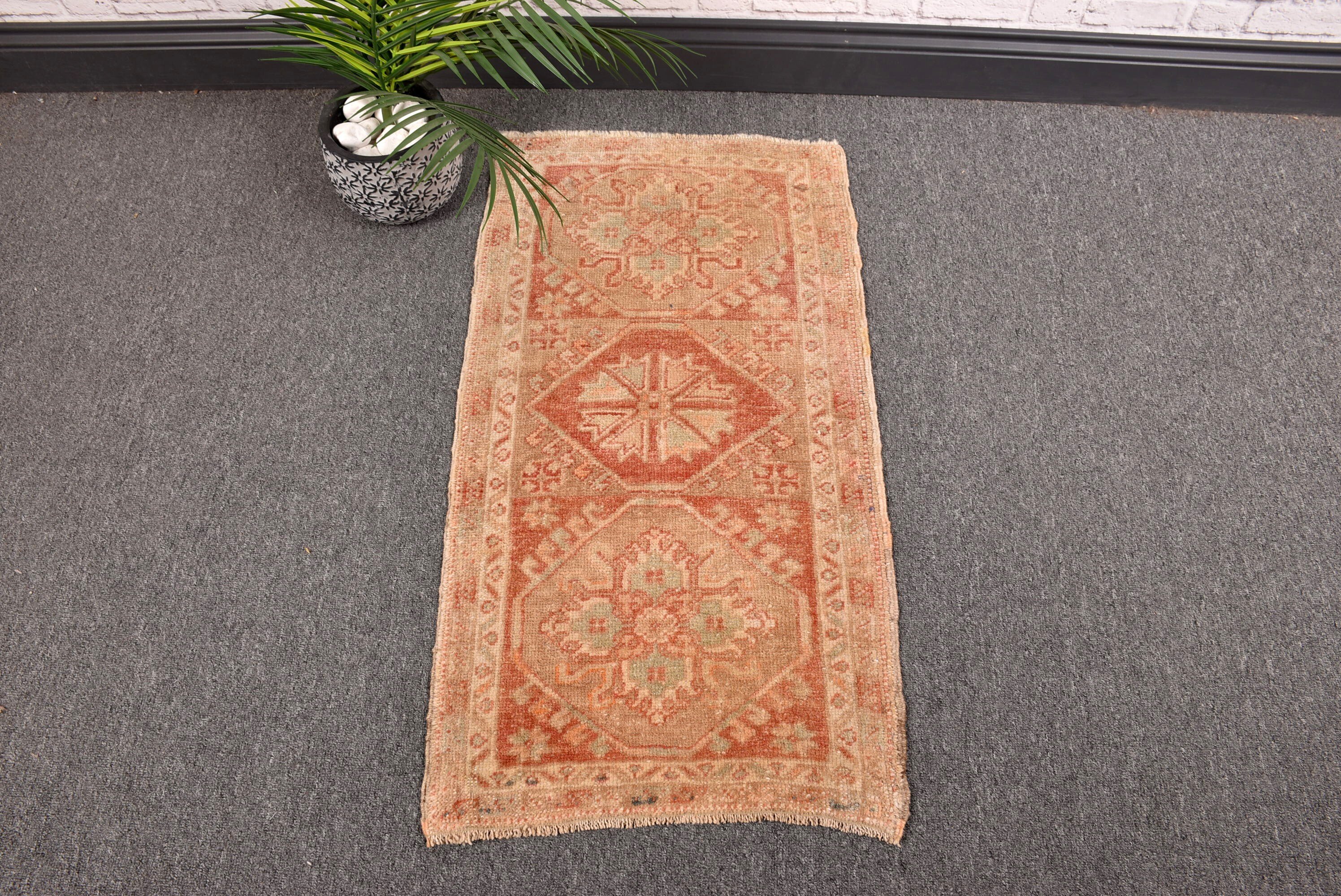 Vintage Halı, Lüks Halı, Mutfak Halısı, Bej Modern Halılar, Giriş Halıları, 1.5x2.8 ft Küçük Halılar, Türk Halıları, İfade Halıları, Geometrik Halılar