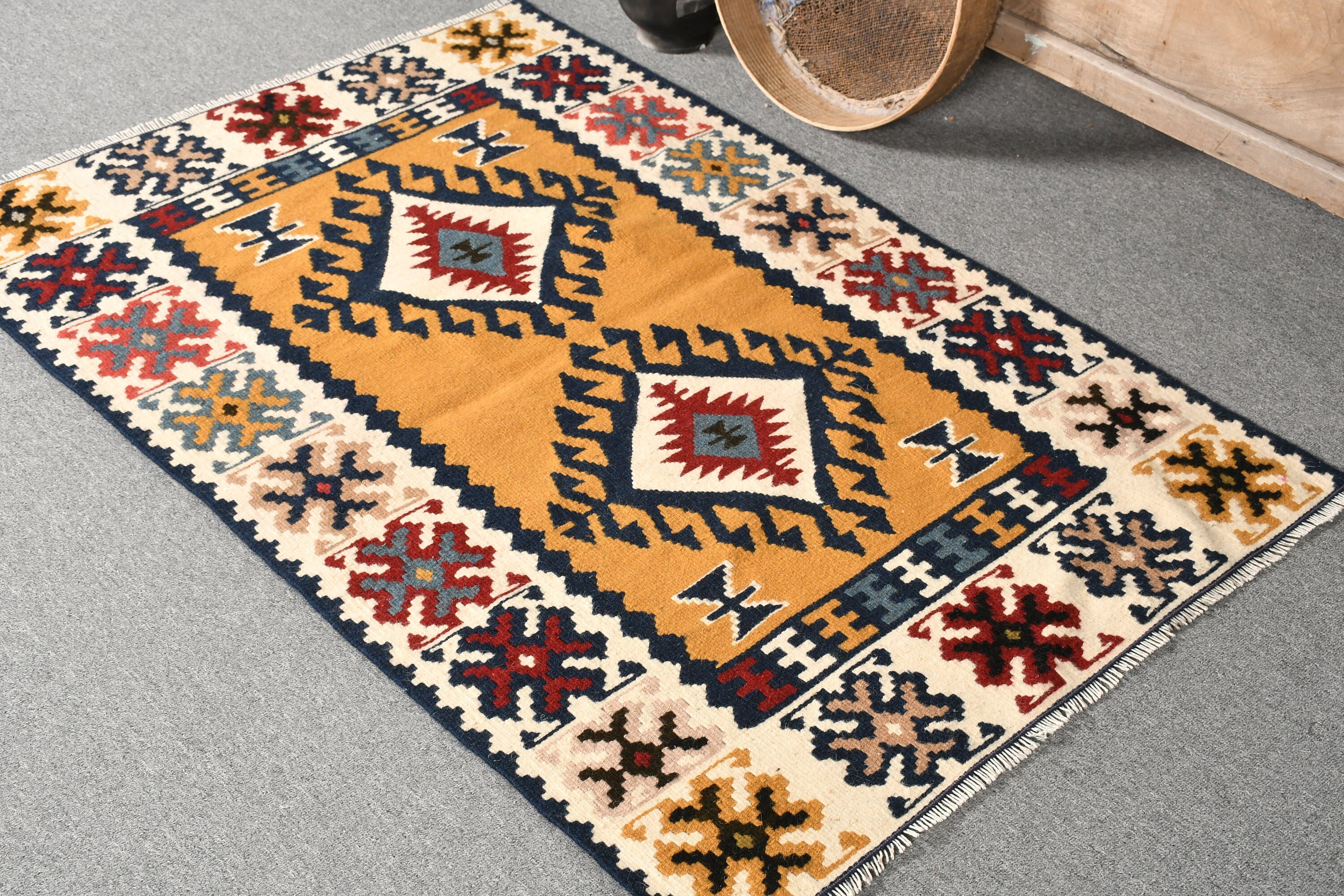 Wall Hanging Rugs, White Bedroom Rug, Turkish Rugs, Cool Rug, Vintage Rug, 3.1x4.5 ft Small Rugs, Door Mat Rug, Kilim