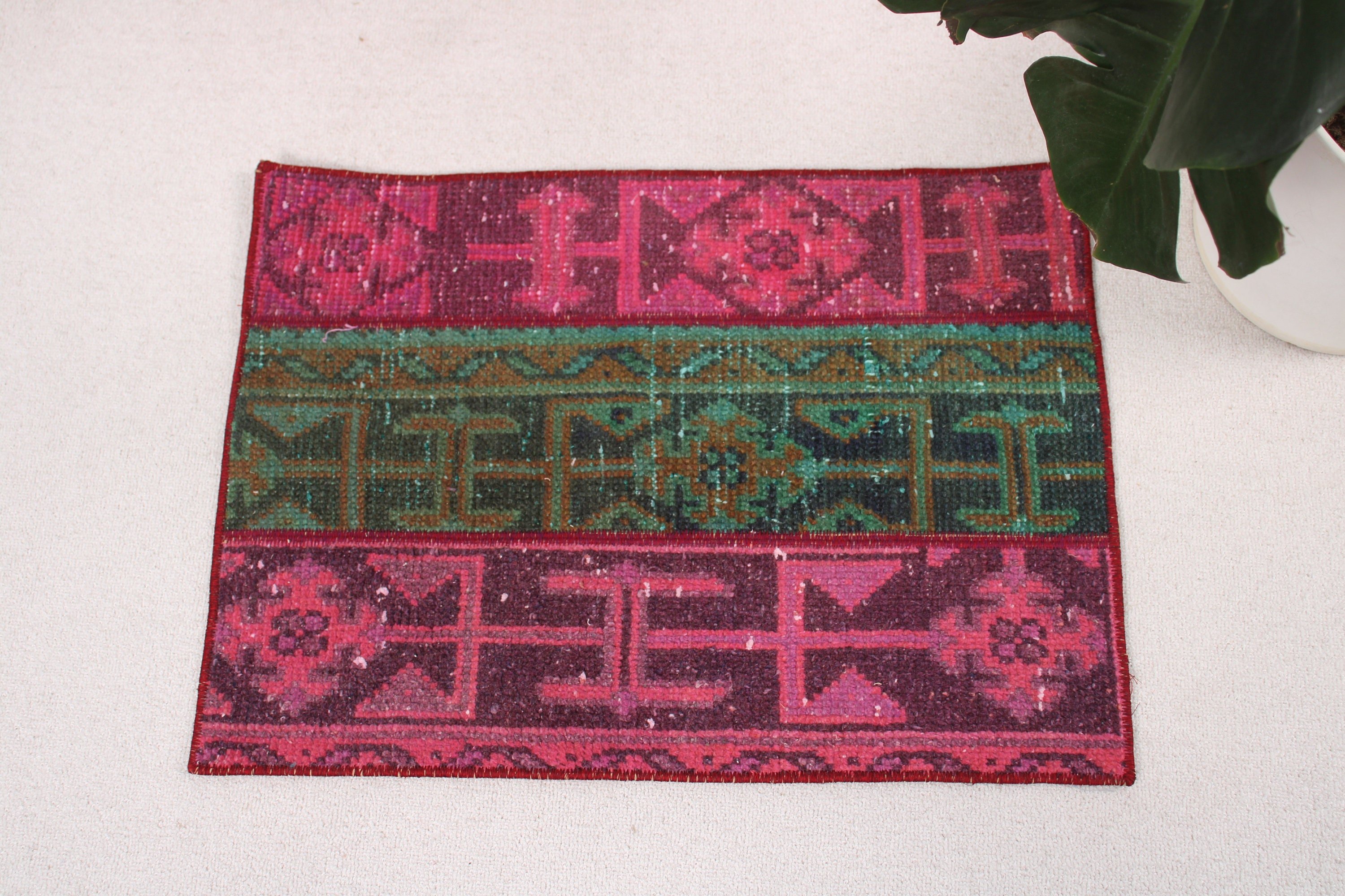 Türk Halıları, Yatak Odası Halıları, Pembe El Dokuma Halılar, Organik Halı, Ev Dekorasyonu Halısı, Vintage Halılar, 1.7x2.3 ft Küçük Halı, Yer Halısı, Mutfak Halıları