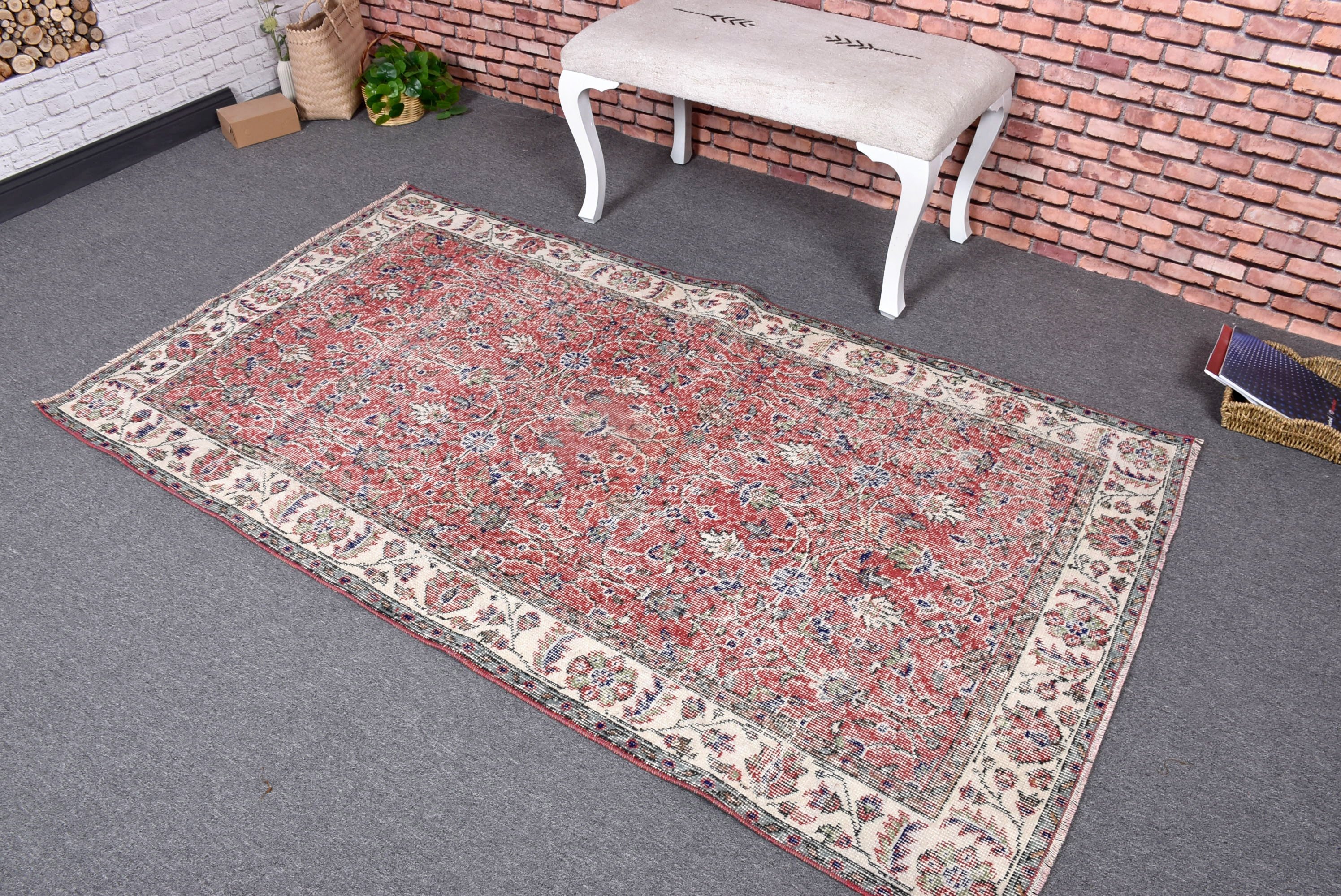 Mutfak Halıları, Kırmızı El Dokuma Halı, Lüks Halılar, Vintage Halılar, Nötr Halı, 3,8x6,7 ft Alan Halıları, Yemek Odası Halıları, Türk Halıları, Havalı Halı