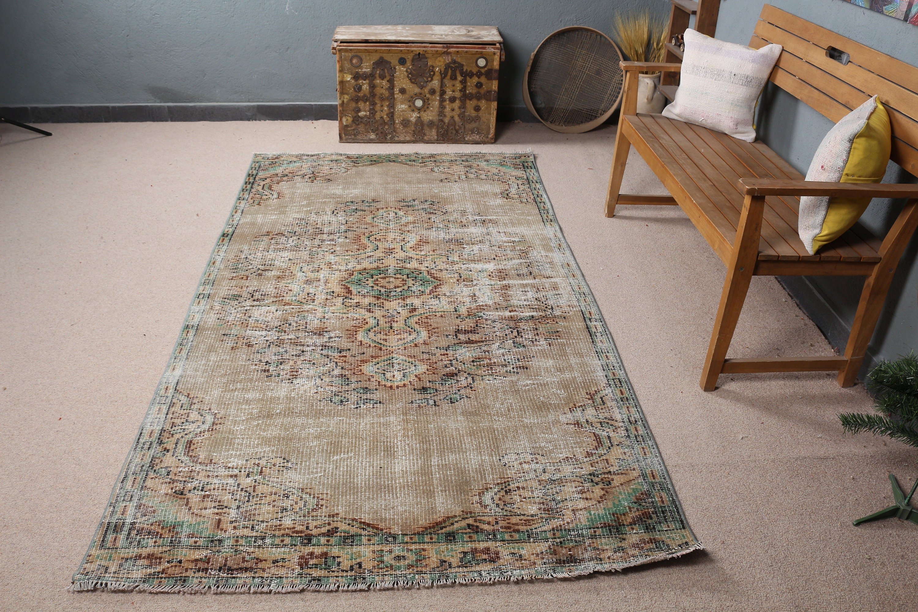 Çocuk Halısı, Vintage Halı, Türk Halısı, Yatak Odası Halıları, Doğal Halılar, 4,5x8,5 ft Alan Halıları, Bej Anadolu Halısı, Anadolu Halıları, Yer Halısı