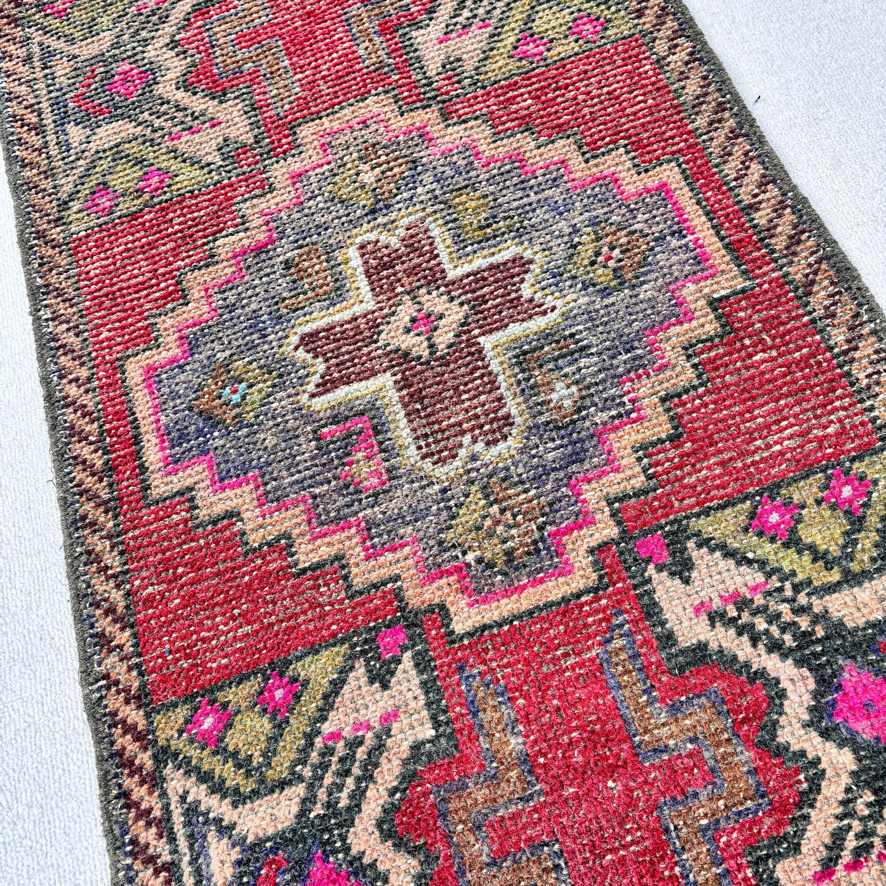 Türk Halısı, Geometrik Halı, 1.8x3.1 ft Küçük Halı, Etnik Halı, Küçük Vintage Halılar, Kırmızı Lüks Halı, Vintage Halı, El Dokuma Halılar, Çocuk Halısı